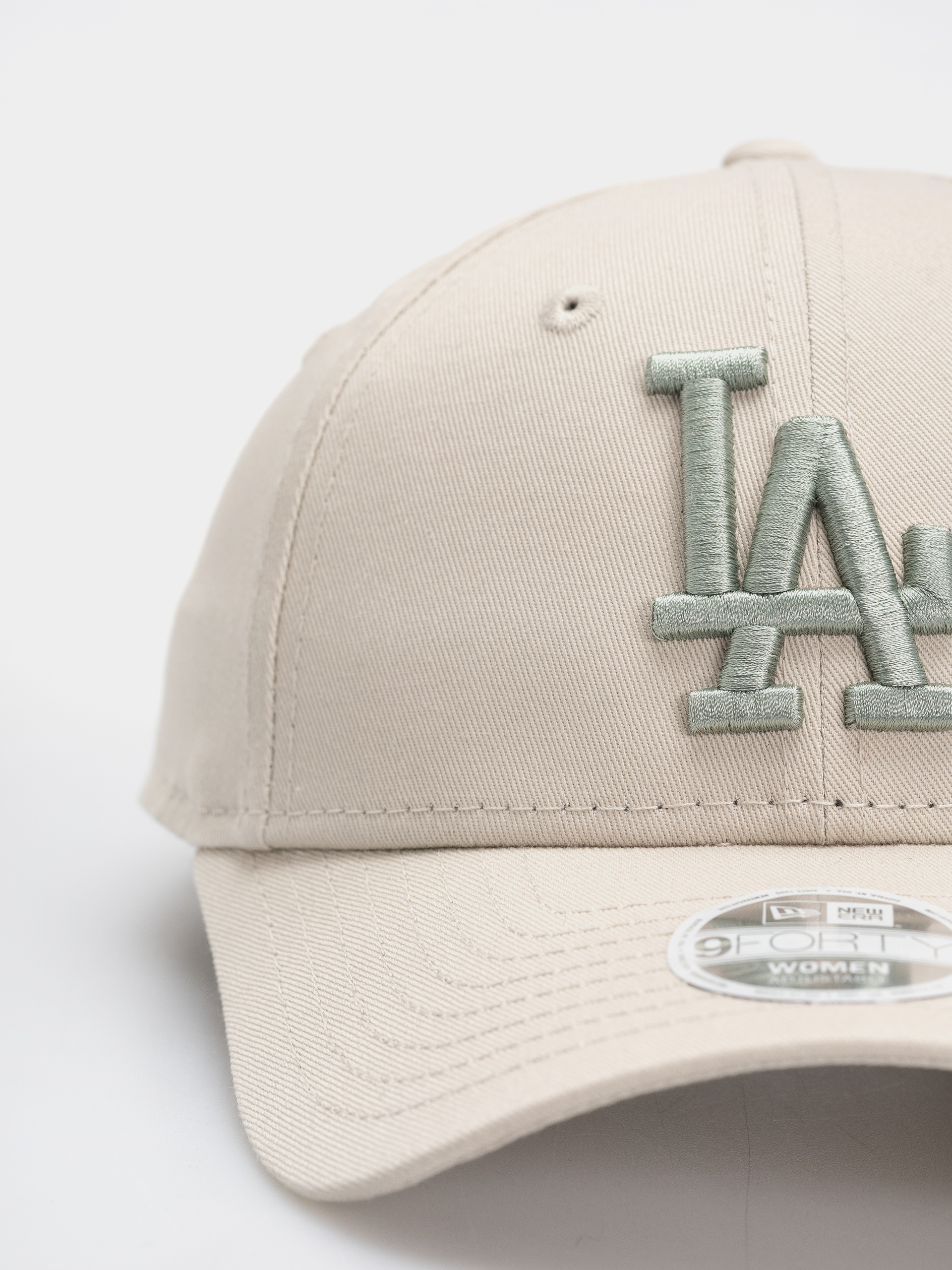 Шапка с козирка New Era League Essential 9Forty Los Angeles Dodgers Wmn (stone)