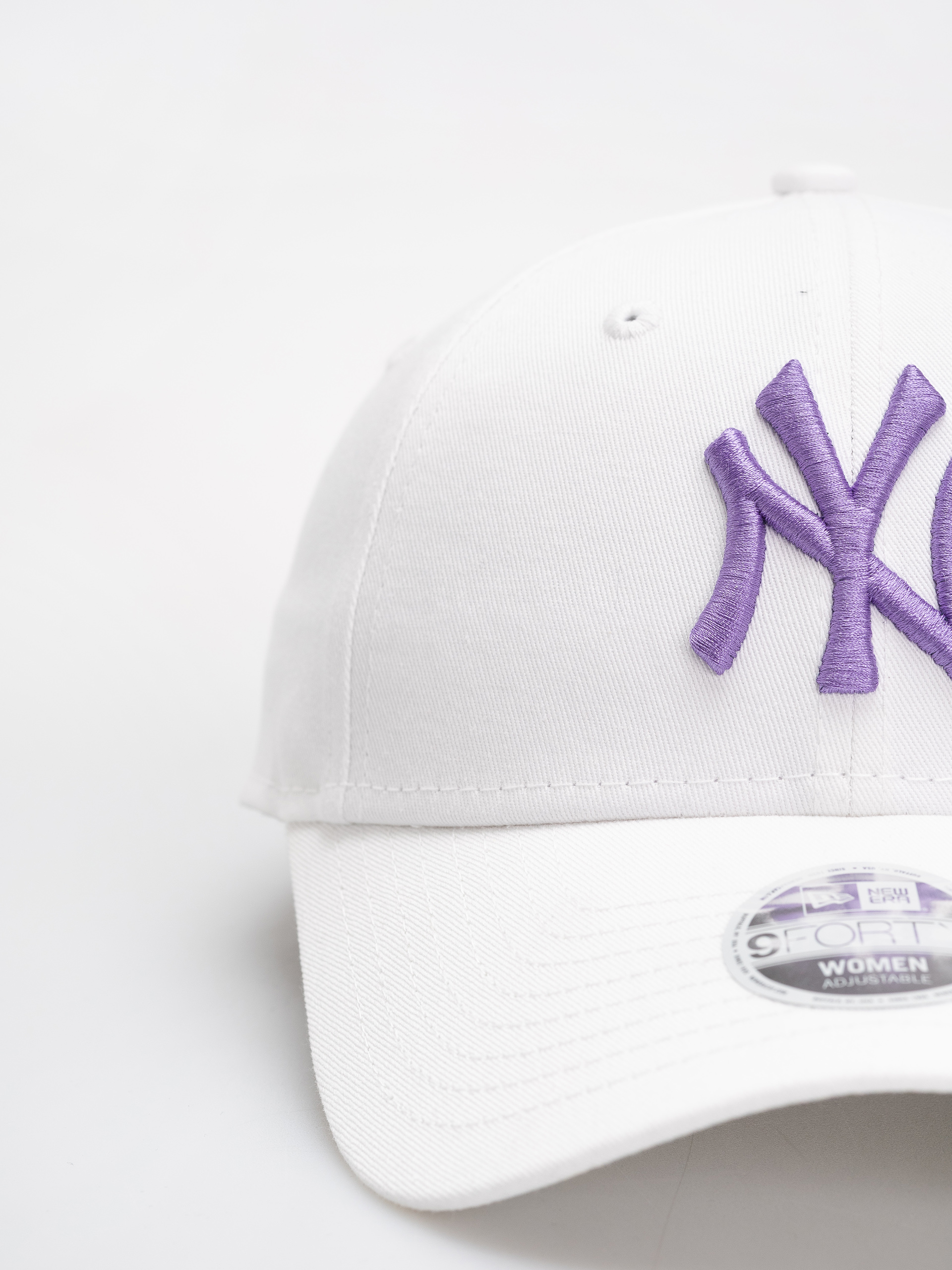Шапка с козирка New Era League Essential 9Forty New York Yankees Wmn (white)