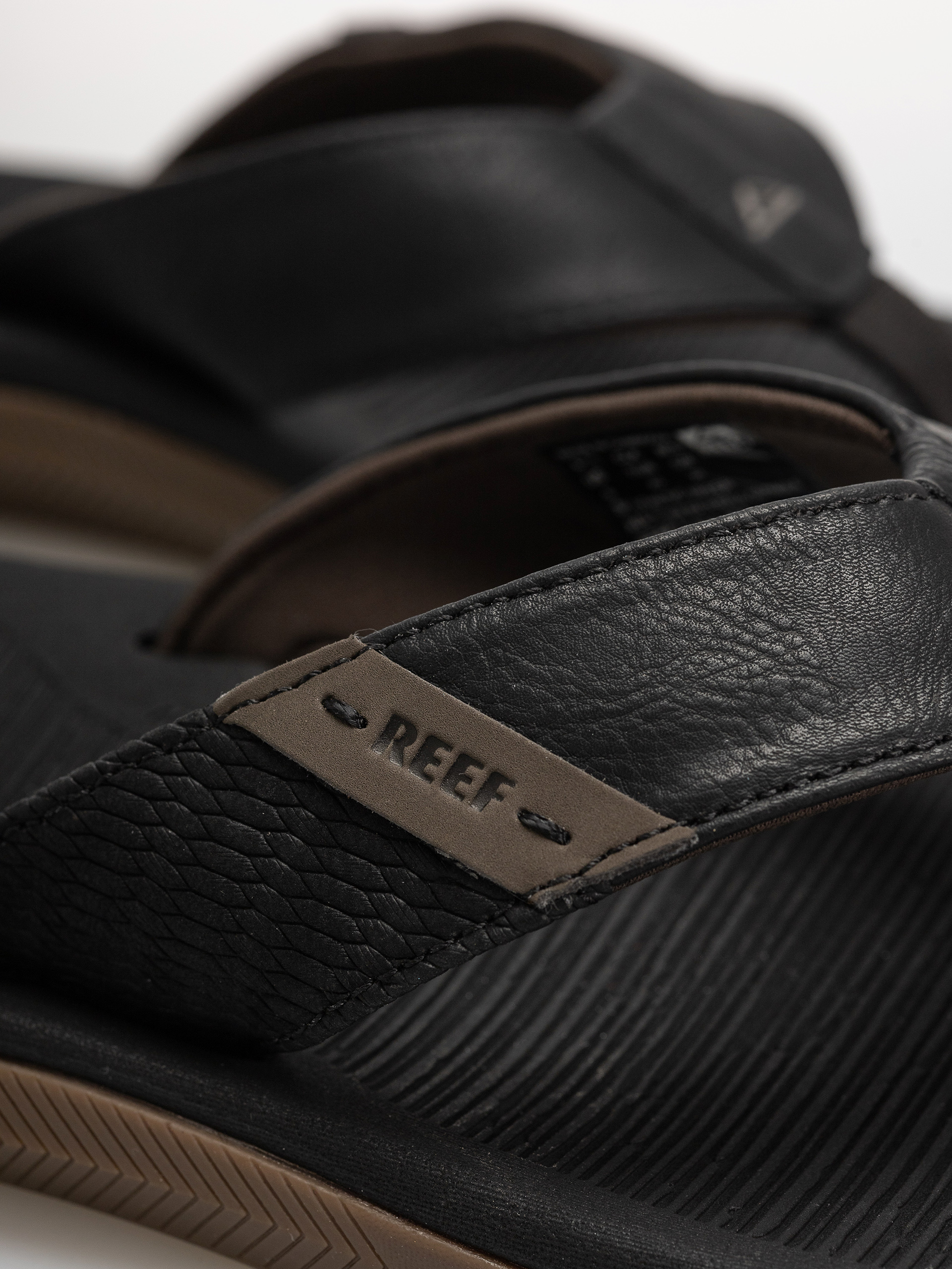 Джапанки Reef Santa Ana (black)