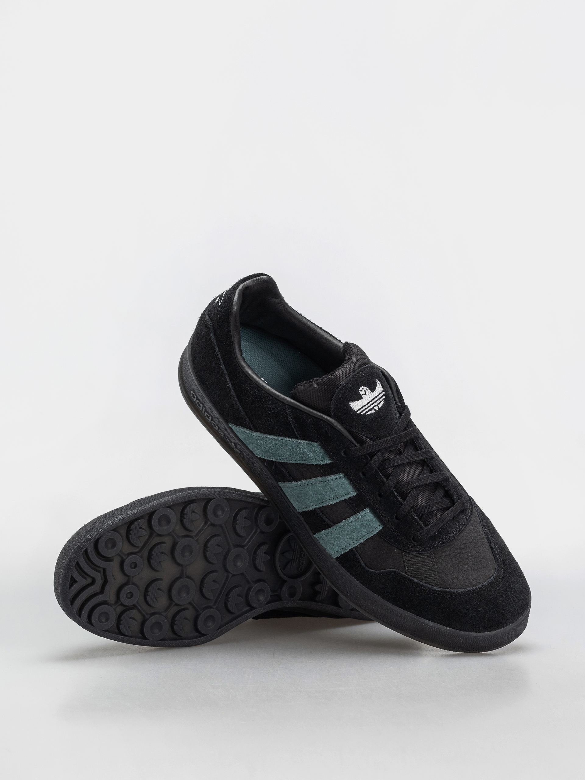 Обувки adidas Aloha Super (cblack/pretea/ftwwht)