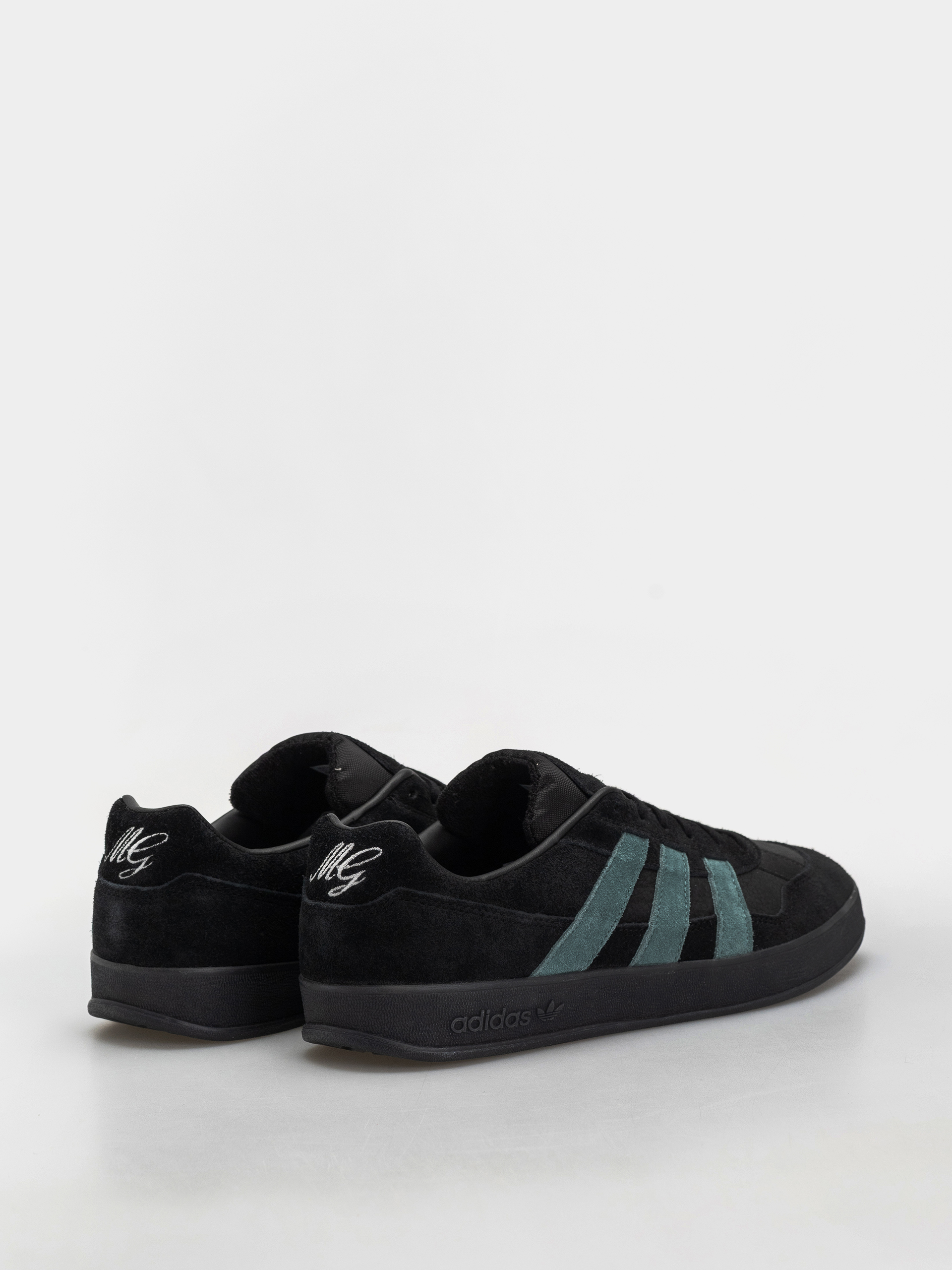 Обувки adidas Aloha Super (cblack/pretea/ftwwht)