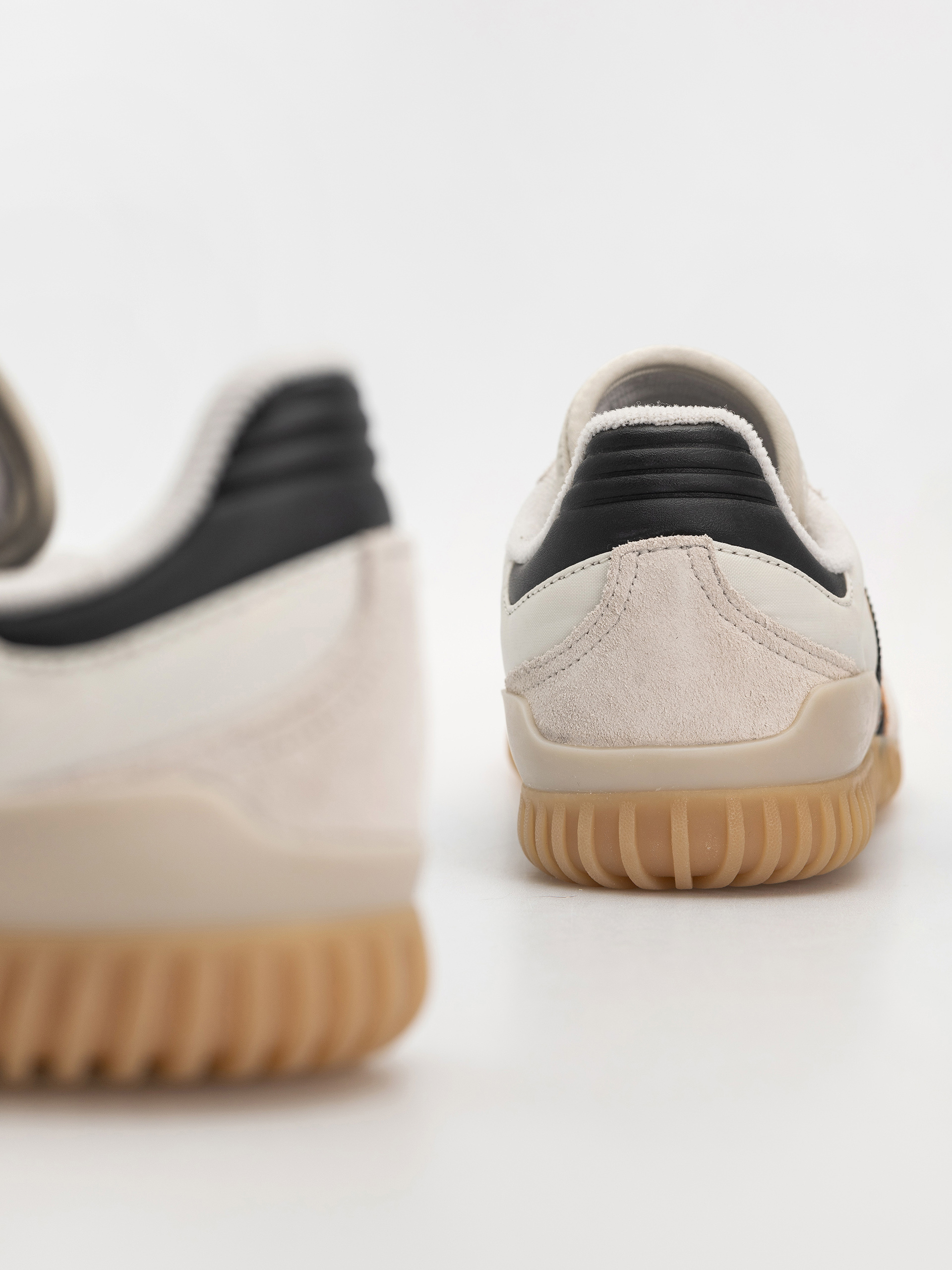 Обувки adidas Busenitz Indoor Super (cbrown/cblack/owhite)