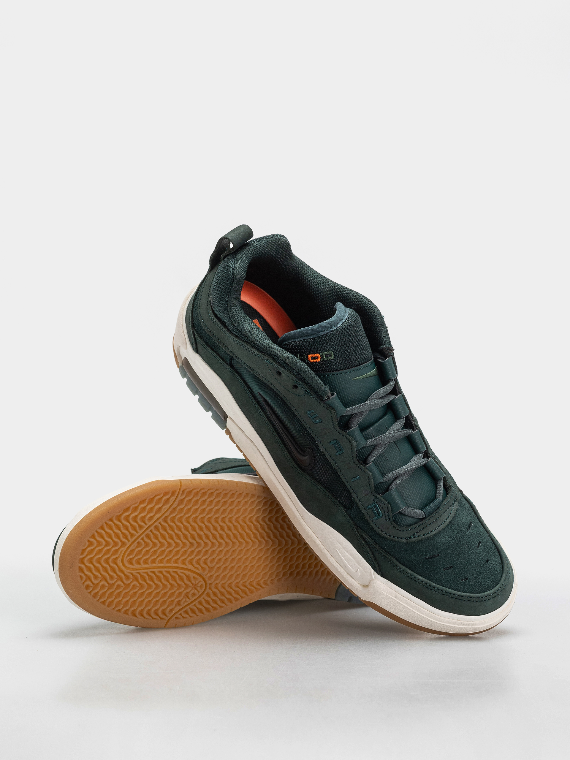 Обувки Nike SB Air Max Ishod Iso (deep fir/black fir sail)