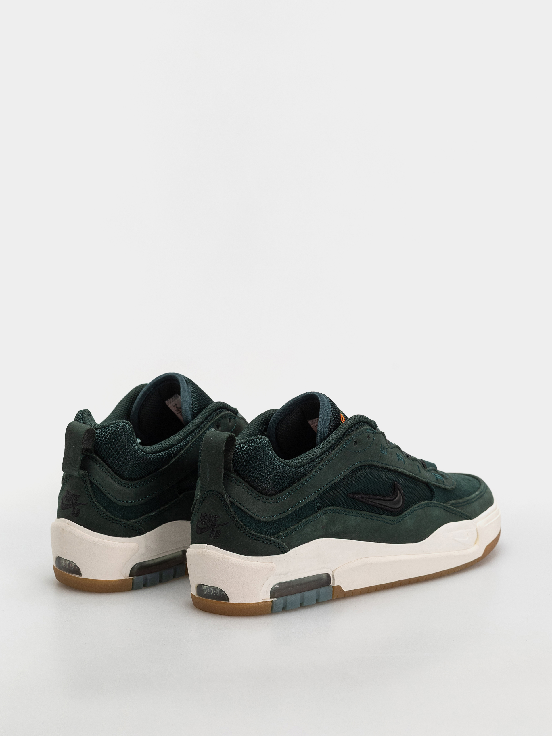 Обувки Nike SB Air Max Ishod Iso (deep fir/black fir sail)