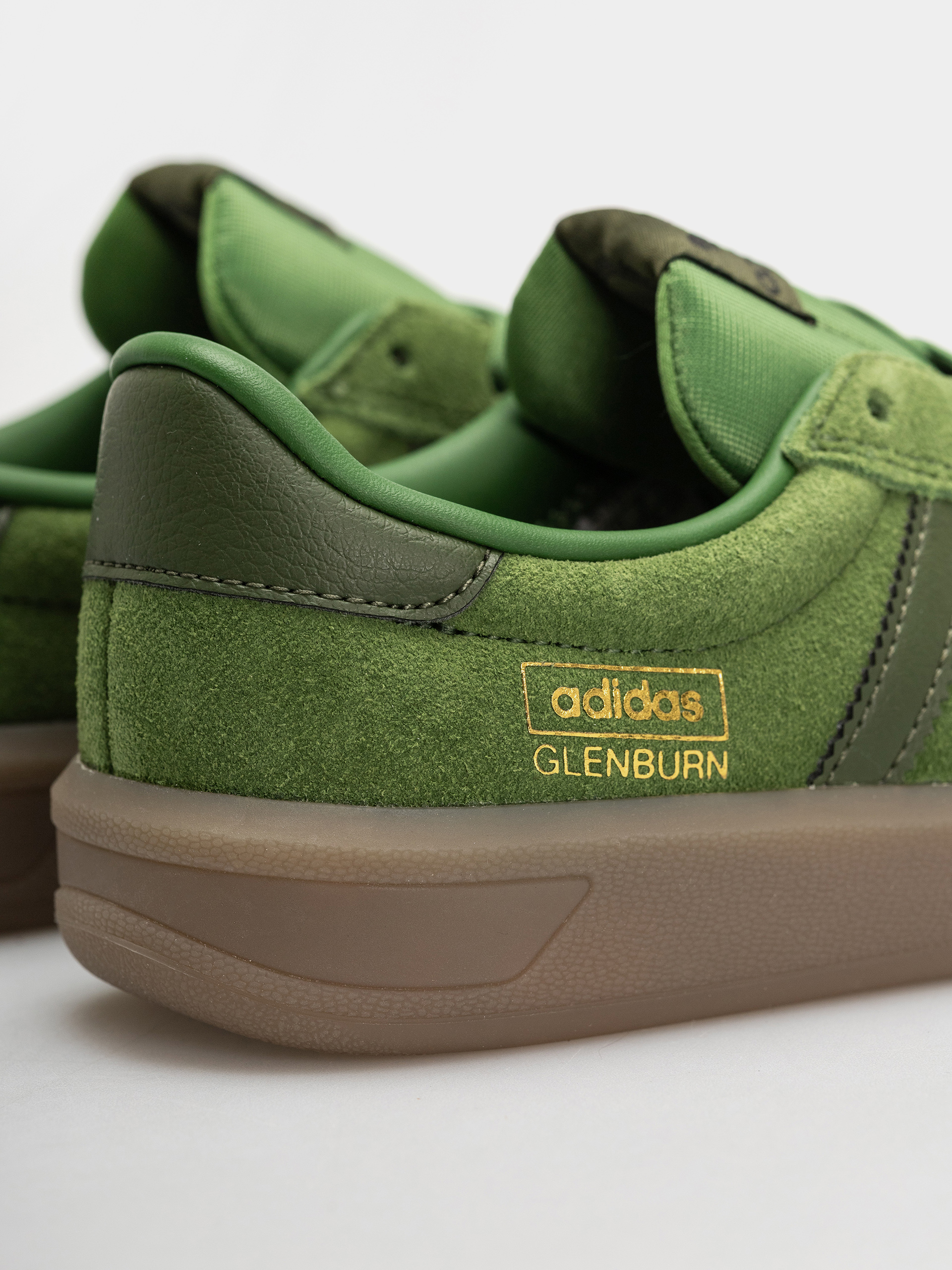 Обувки adidas Glenburn (cregrn/wilpin/gum5)