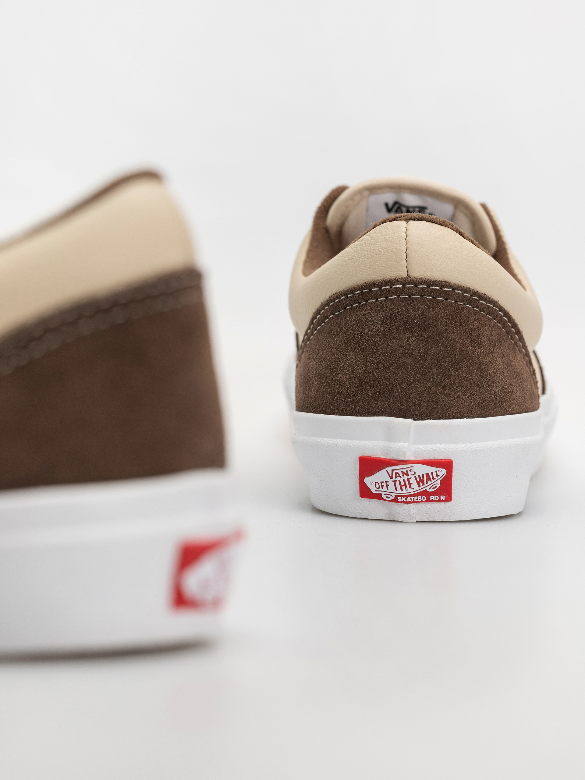 Обувки Vans Skate Era Stub (brown/tan)