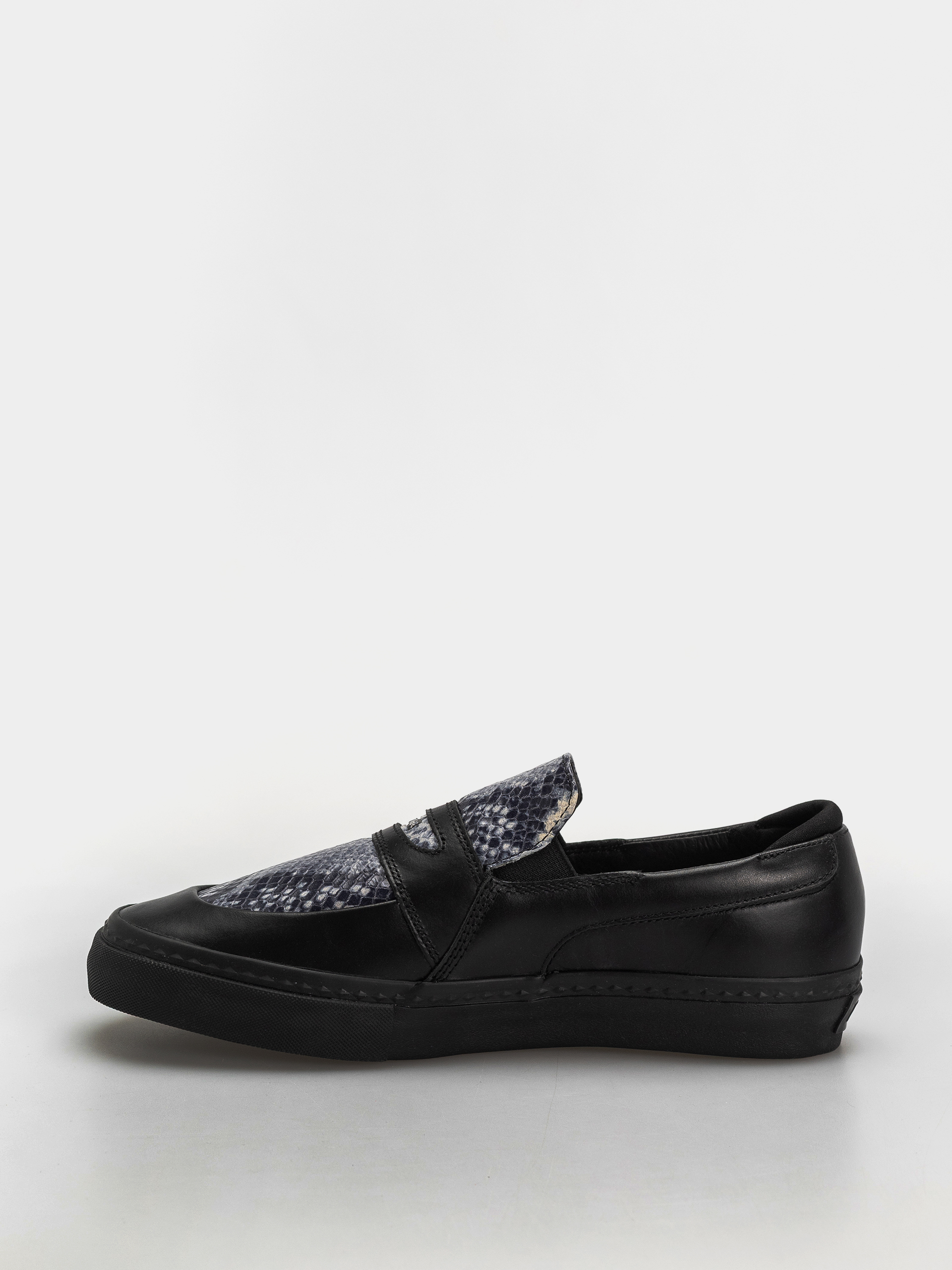 Обувки Globe Liaizon (wasted talent black/snake)
