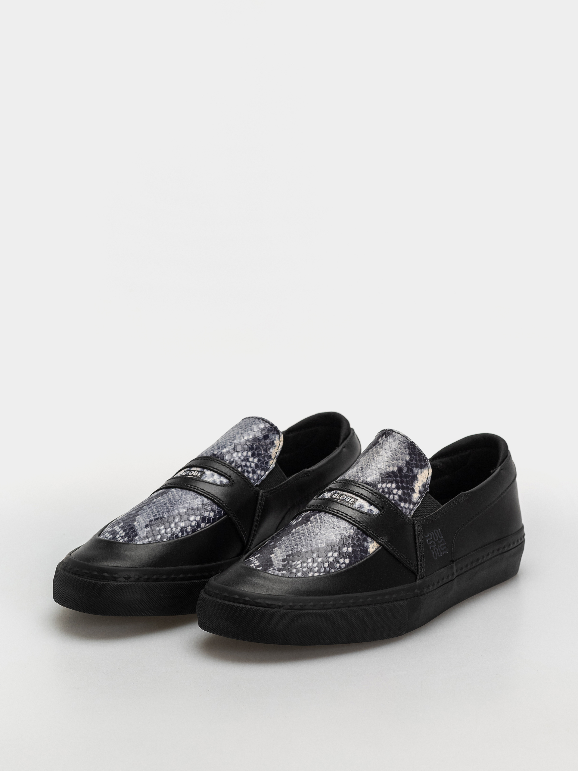 Обувки Globe Liaizon (wasted talent black/snake)