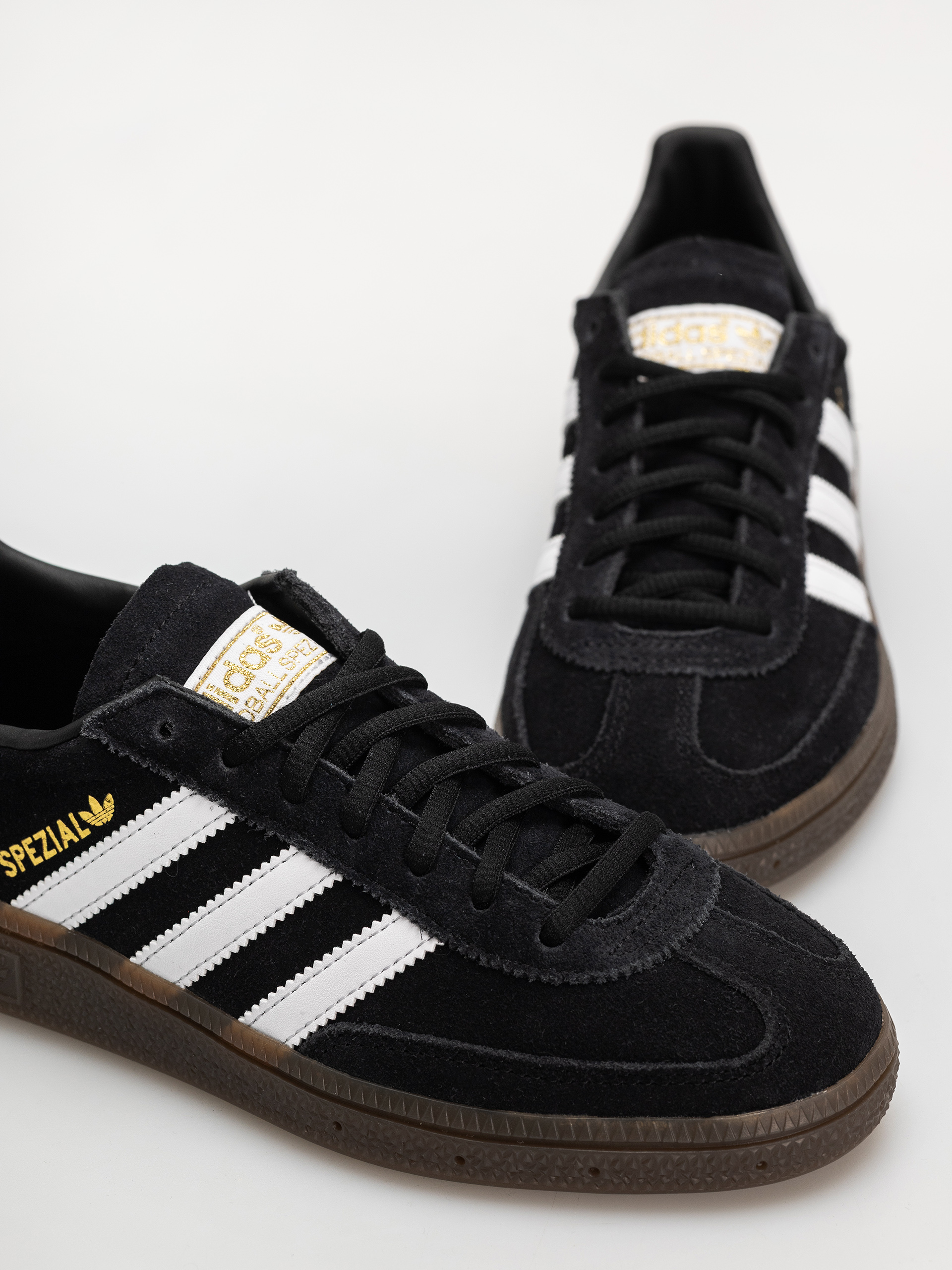 Обувки adidas Handball Spezial (core black/cloud white/gum)