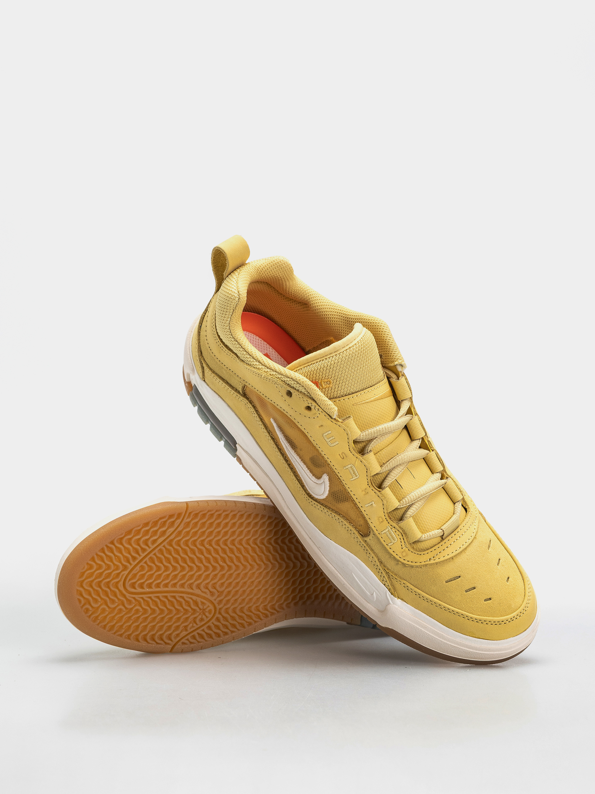 Обувки Nike SB Air Max Ishod Iso (saturn gold/sail saturn gold solar flare)