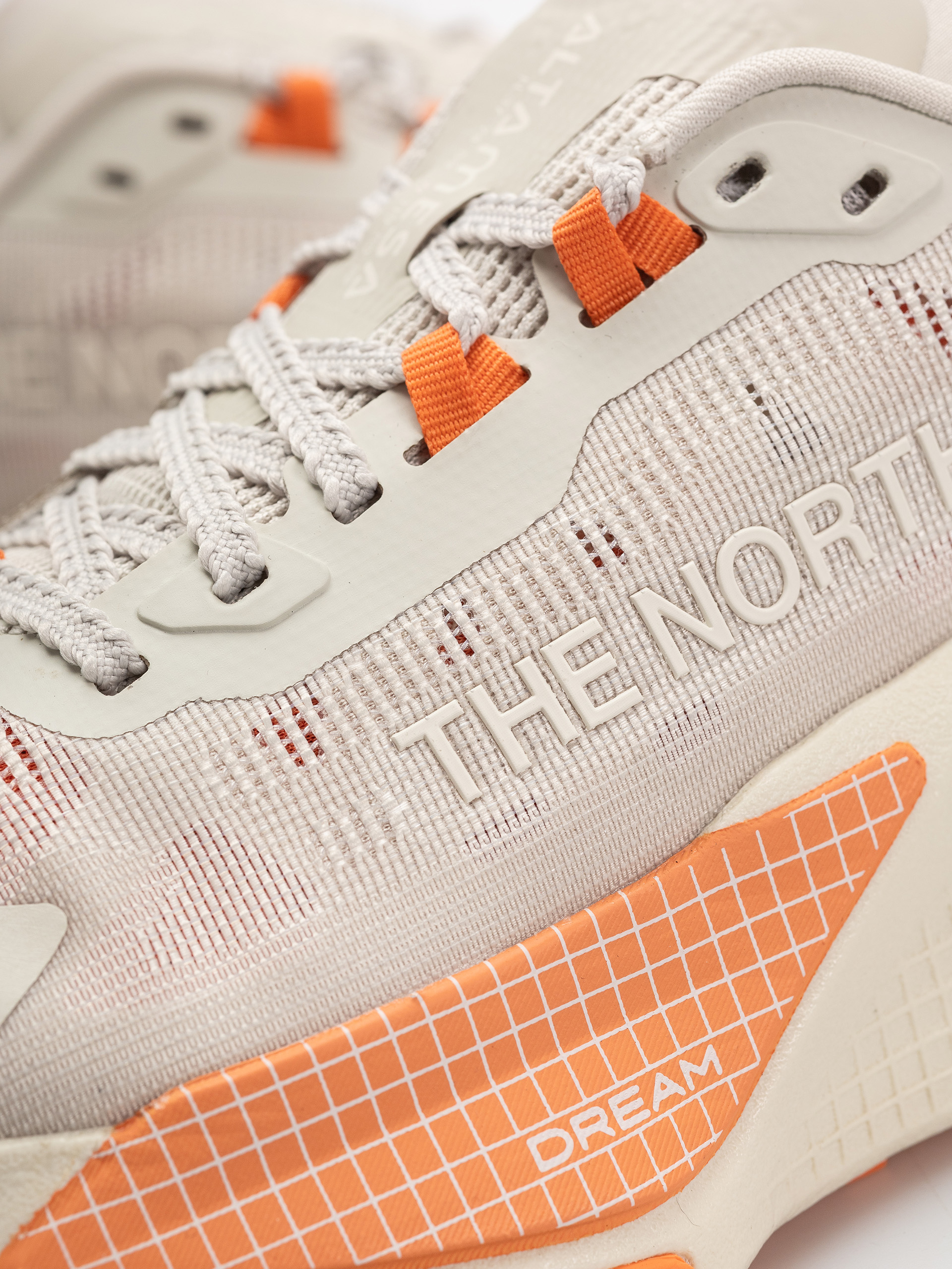 Обувки The North Face Altamesa 500 V2 Wmn (calacatta/citru)