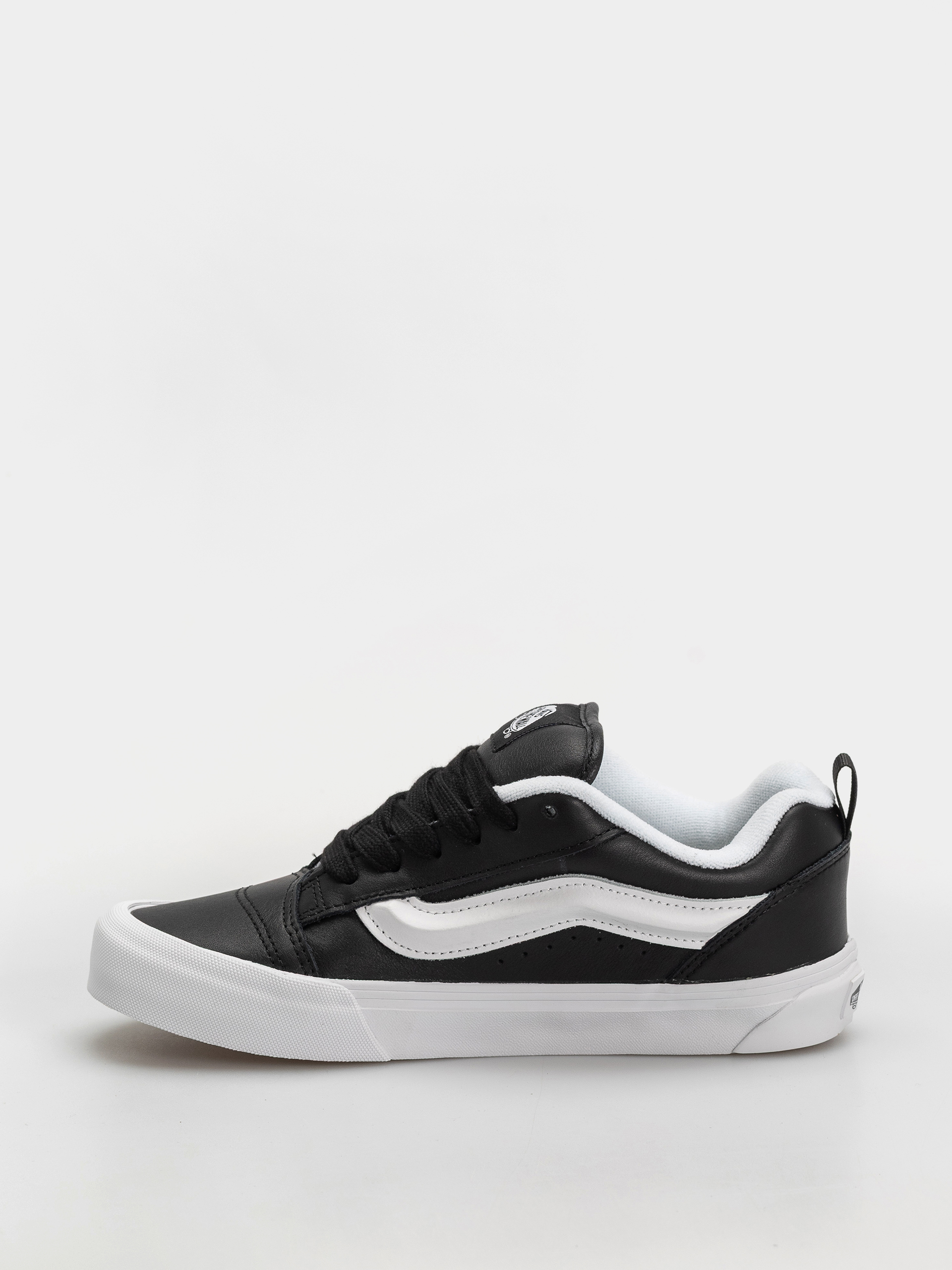 Обувки Vans Knu Skool (black/true whit)
