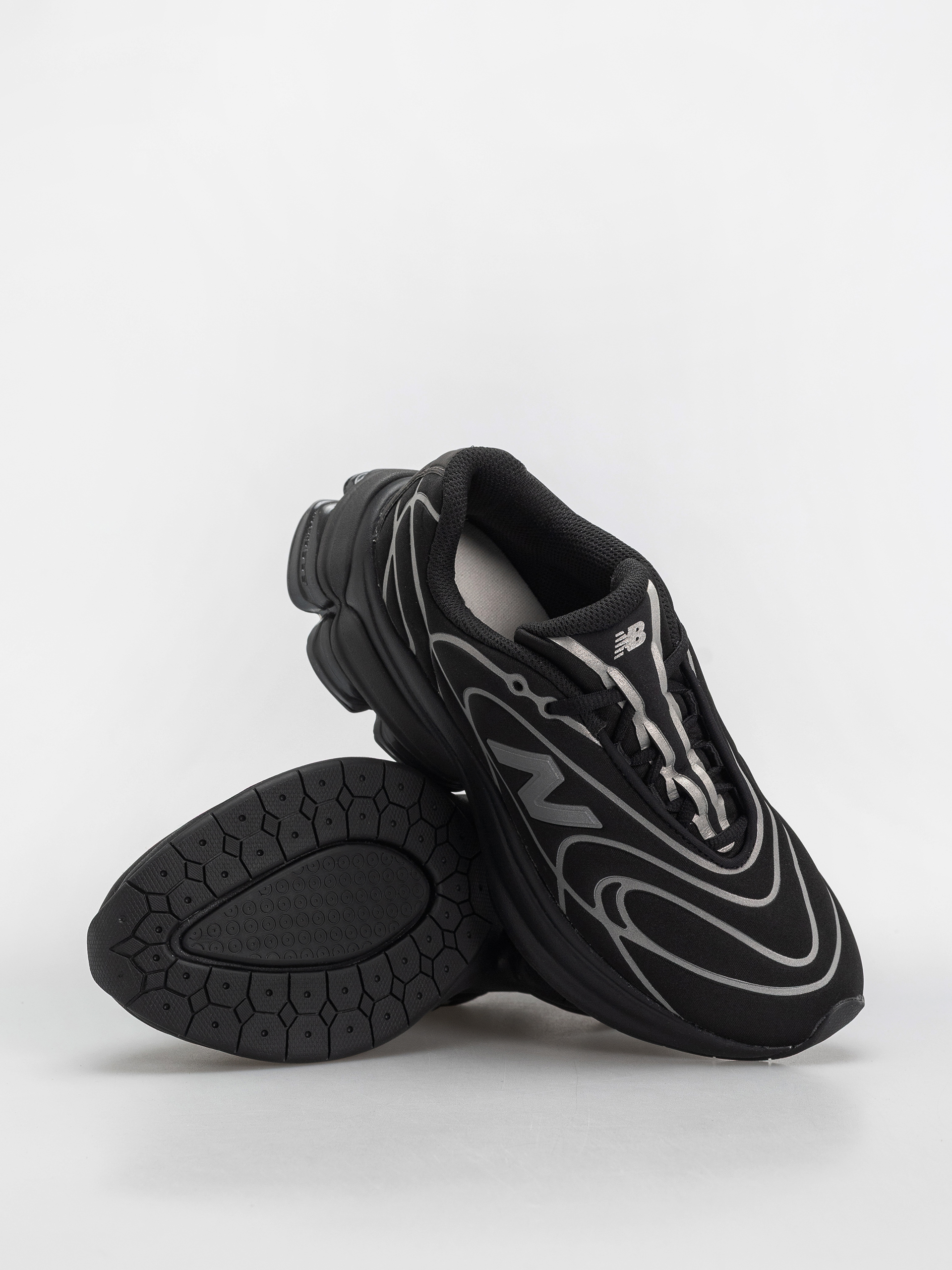 Обувки New Balance 5030 (black/silver metallic)