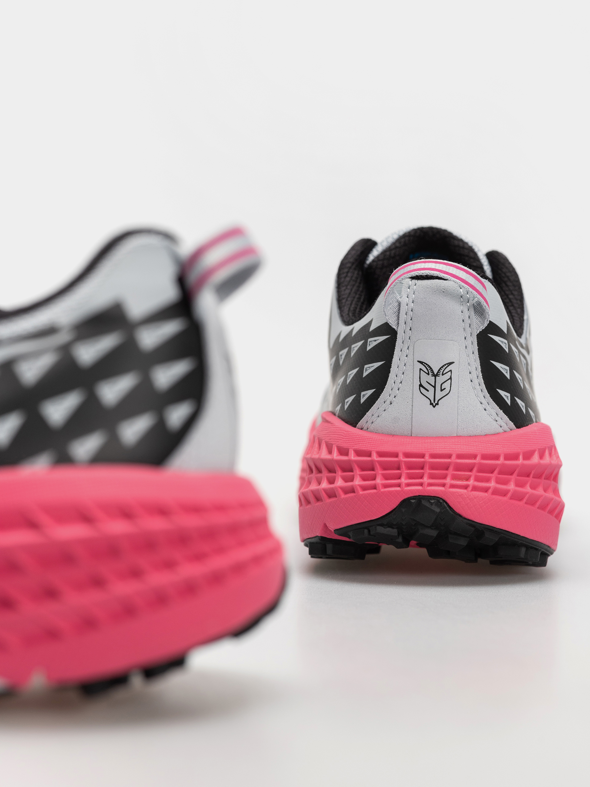 Обувки Hoka Speedgoat 2 (mineral blue/rhubarb)
