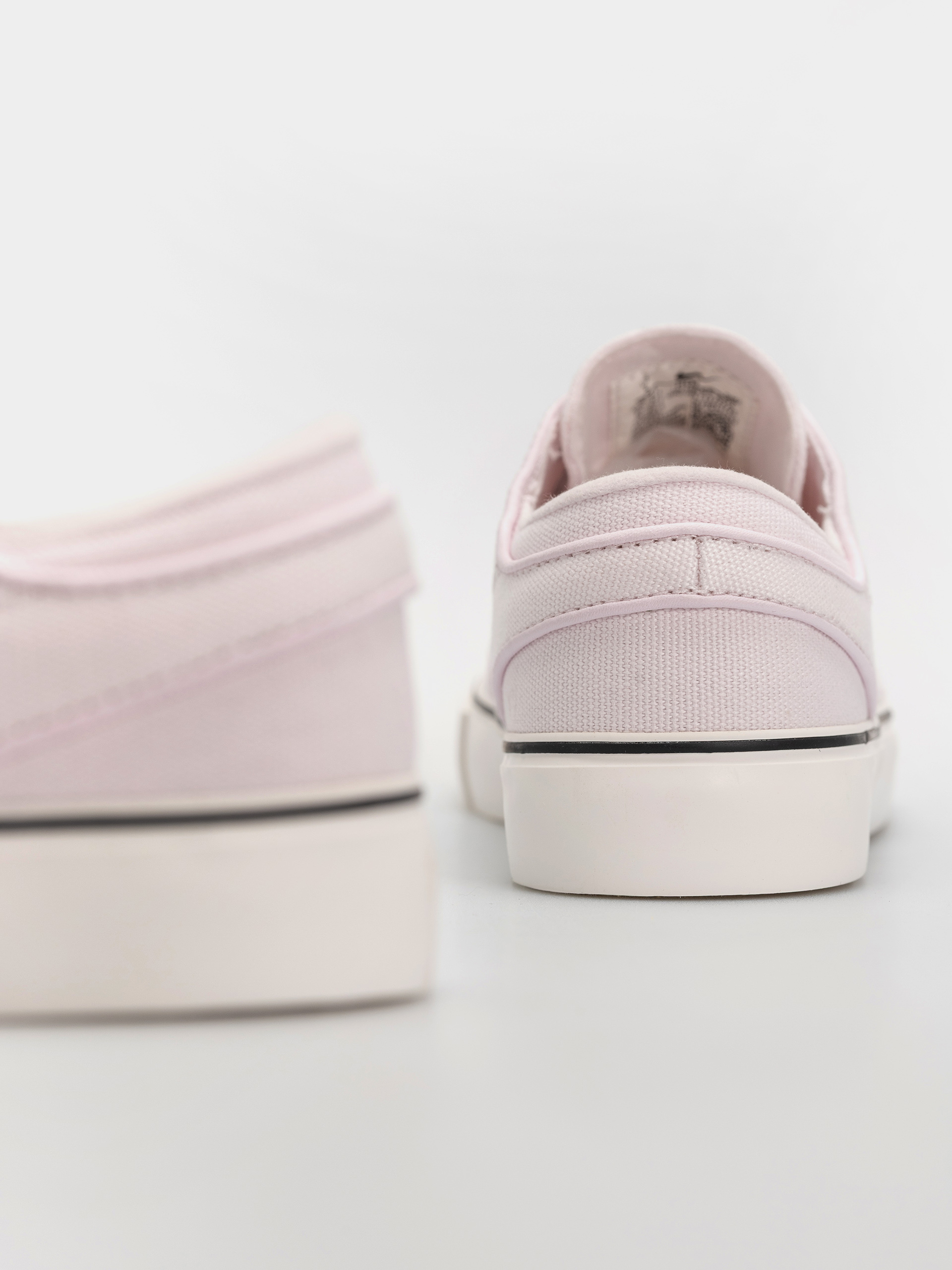 Обувки Nike SB Zoom Janoski OG+ Canvas (pearl pink/pearl pink/sail)