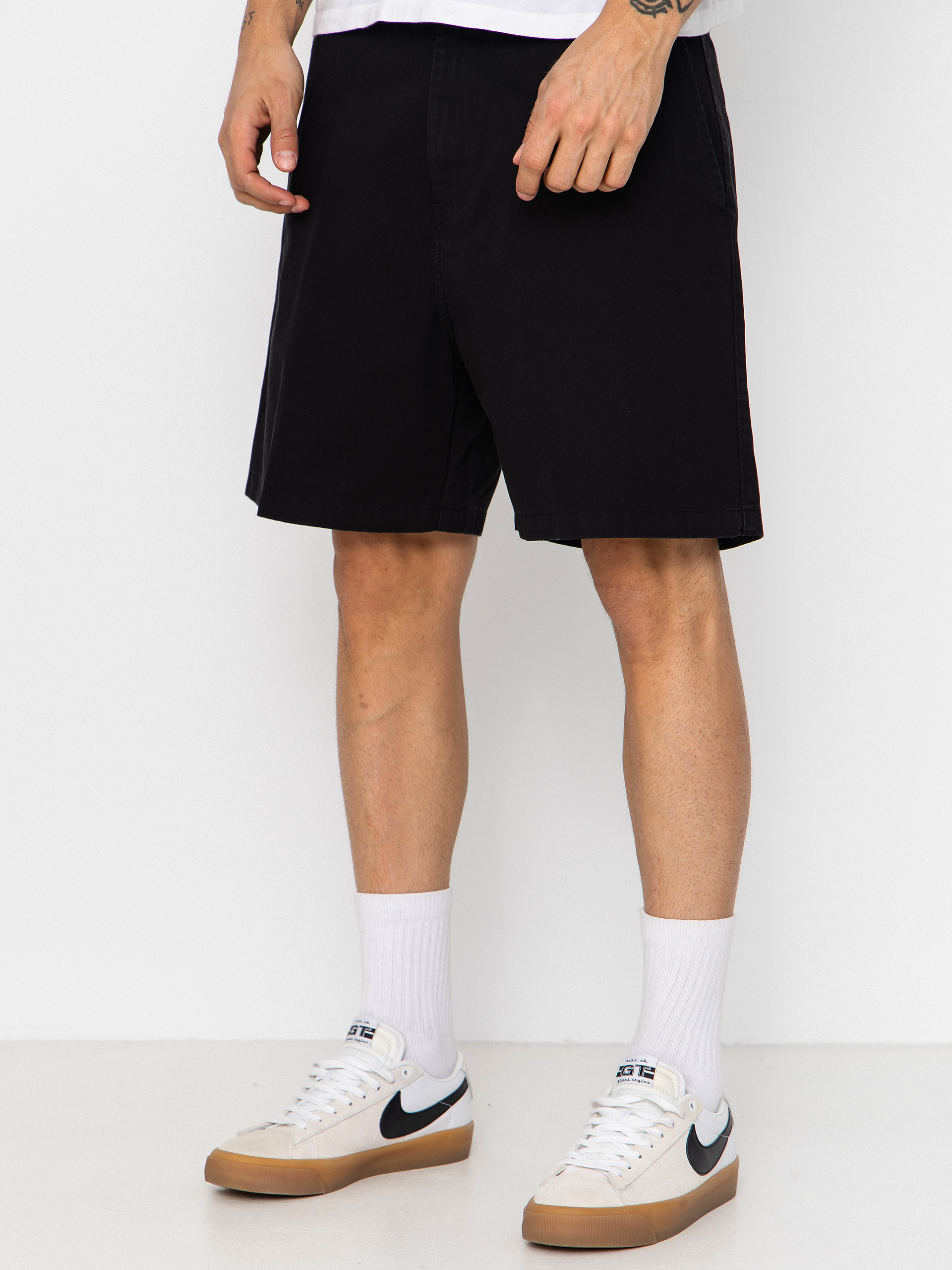Къси панталони Carhartt WIP Brady (black)