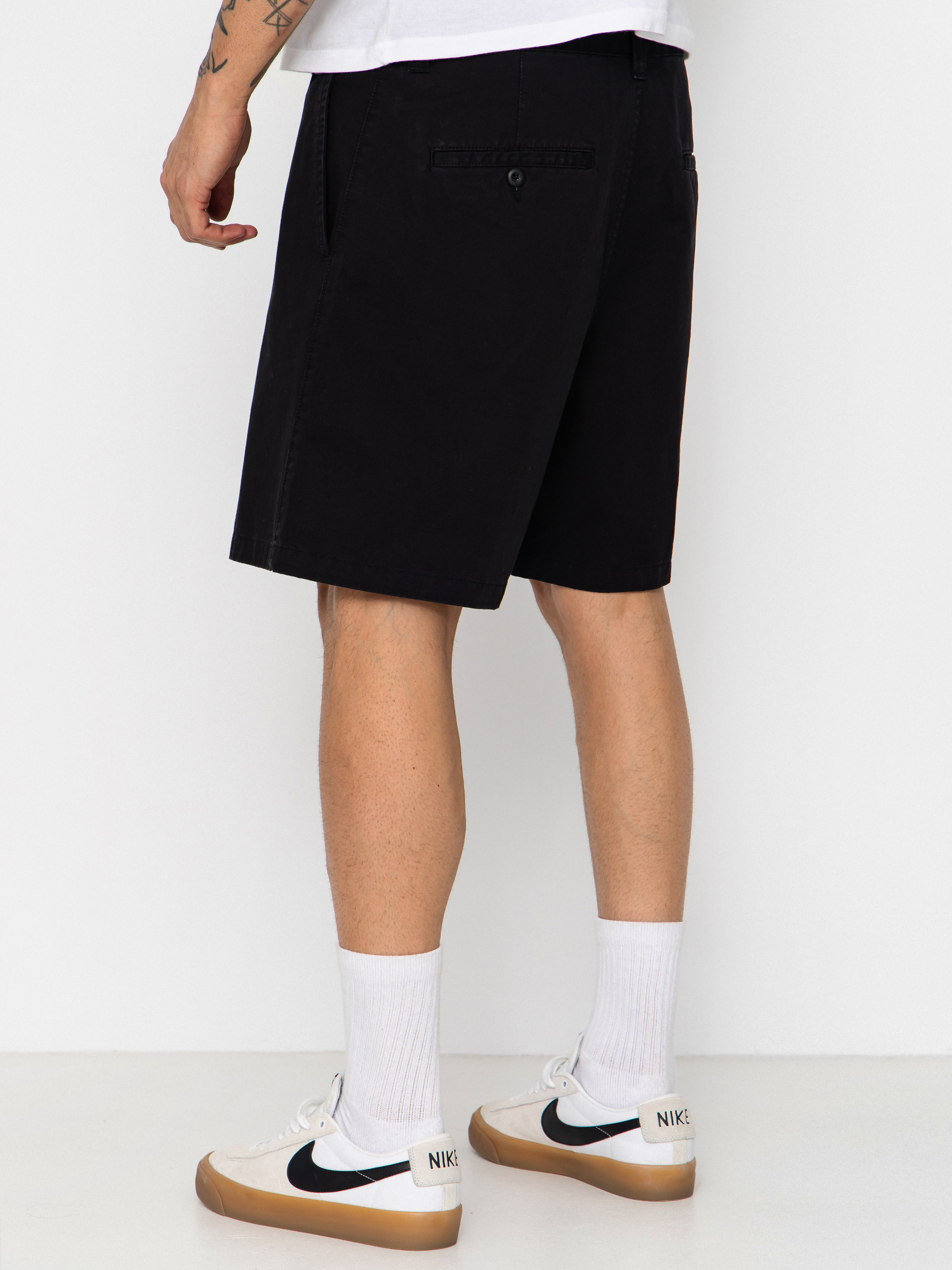 Къси панталони Carhartt WIP Brady (black)