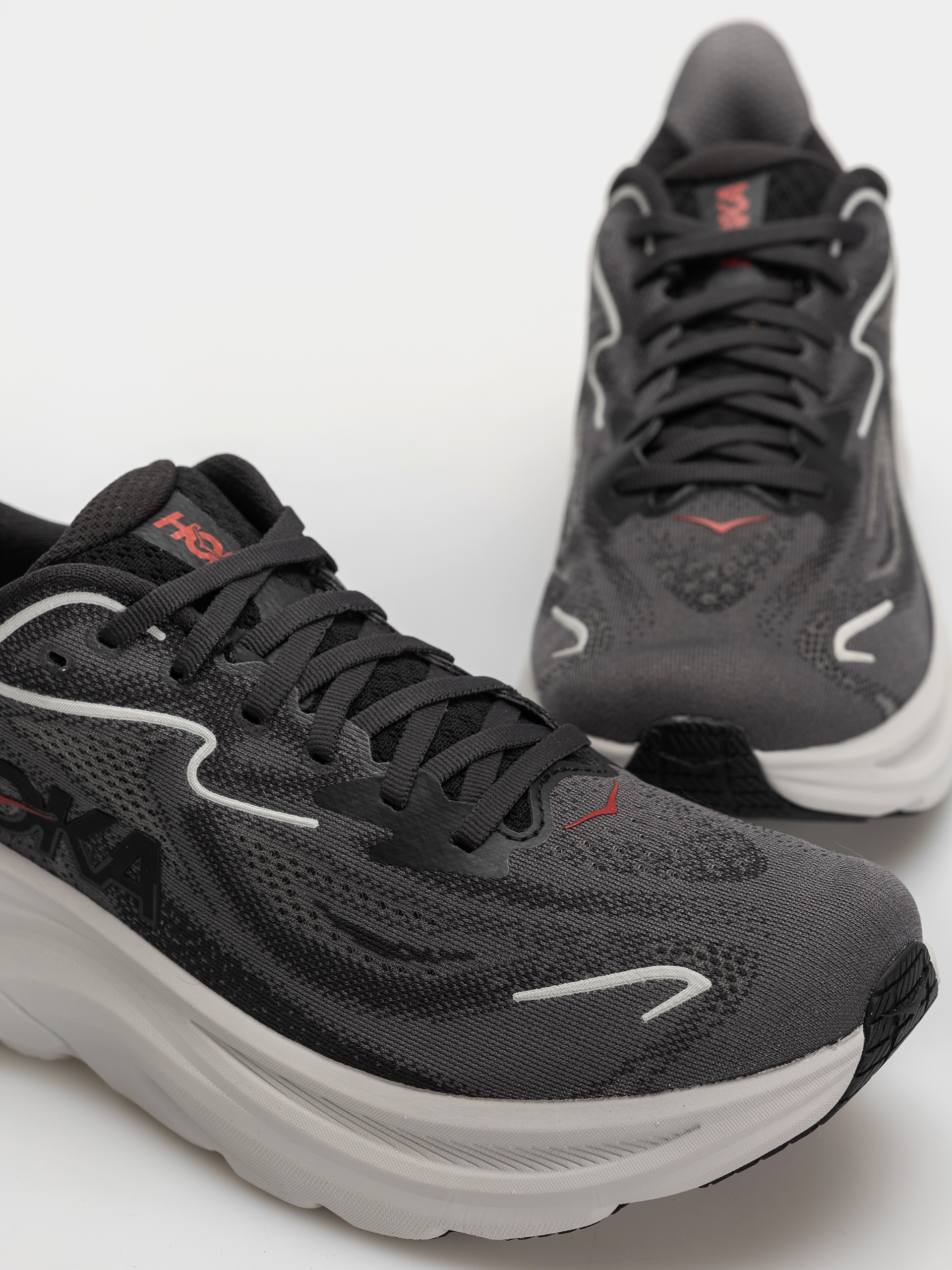Обувки Hoka Clifton 10 (carbon black/satellite grey)