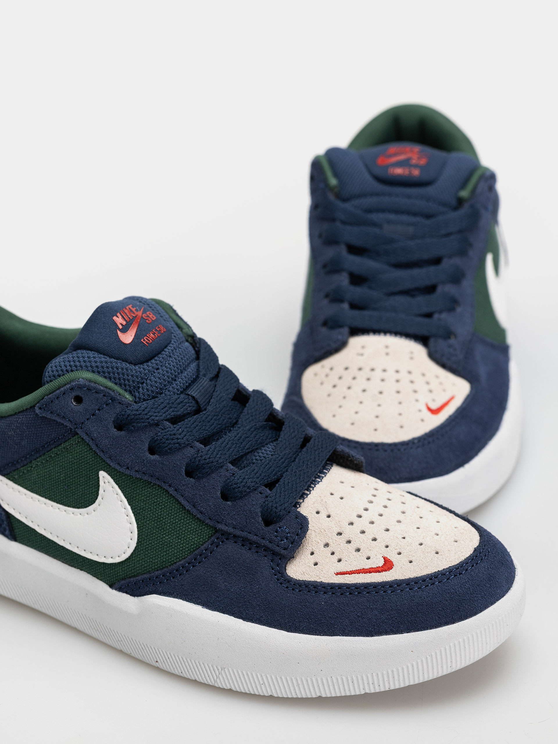 Обувки Nike SB Force 58 (navy/summit white/noble green/white)