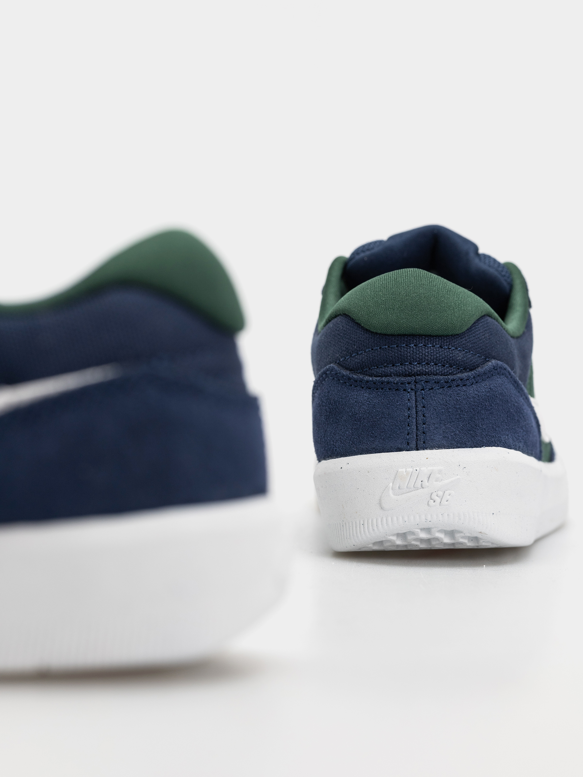 Обувки Nike SB Force 58 (navy/summit white/noble green/white)
