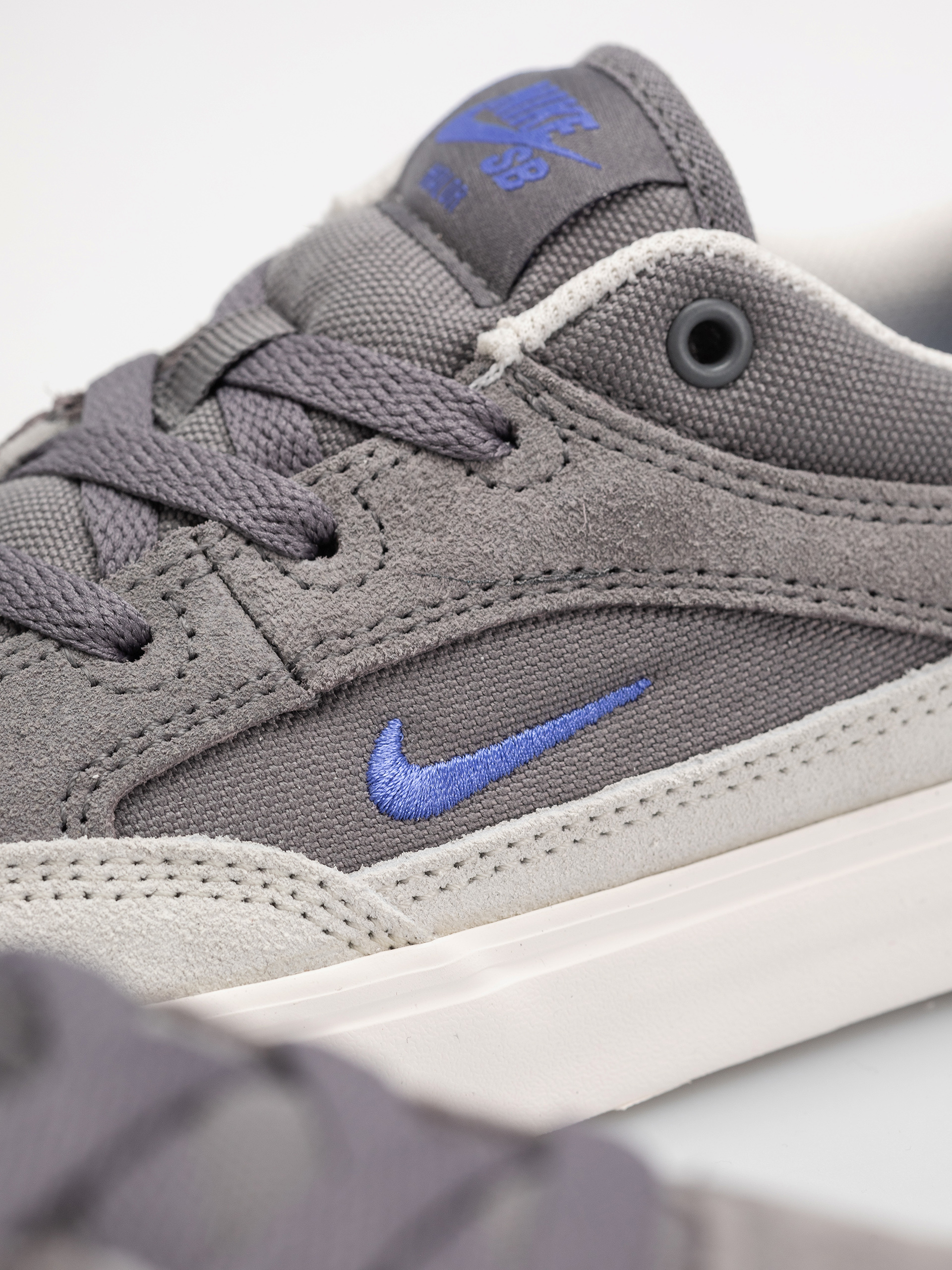 Обувки Nike SB Malor (pencil point/sapphire/legend silver)