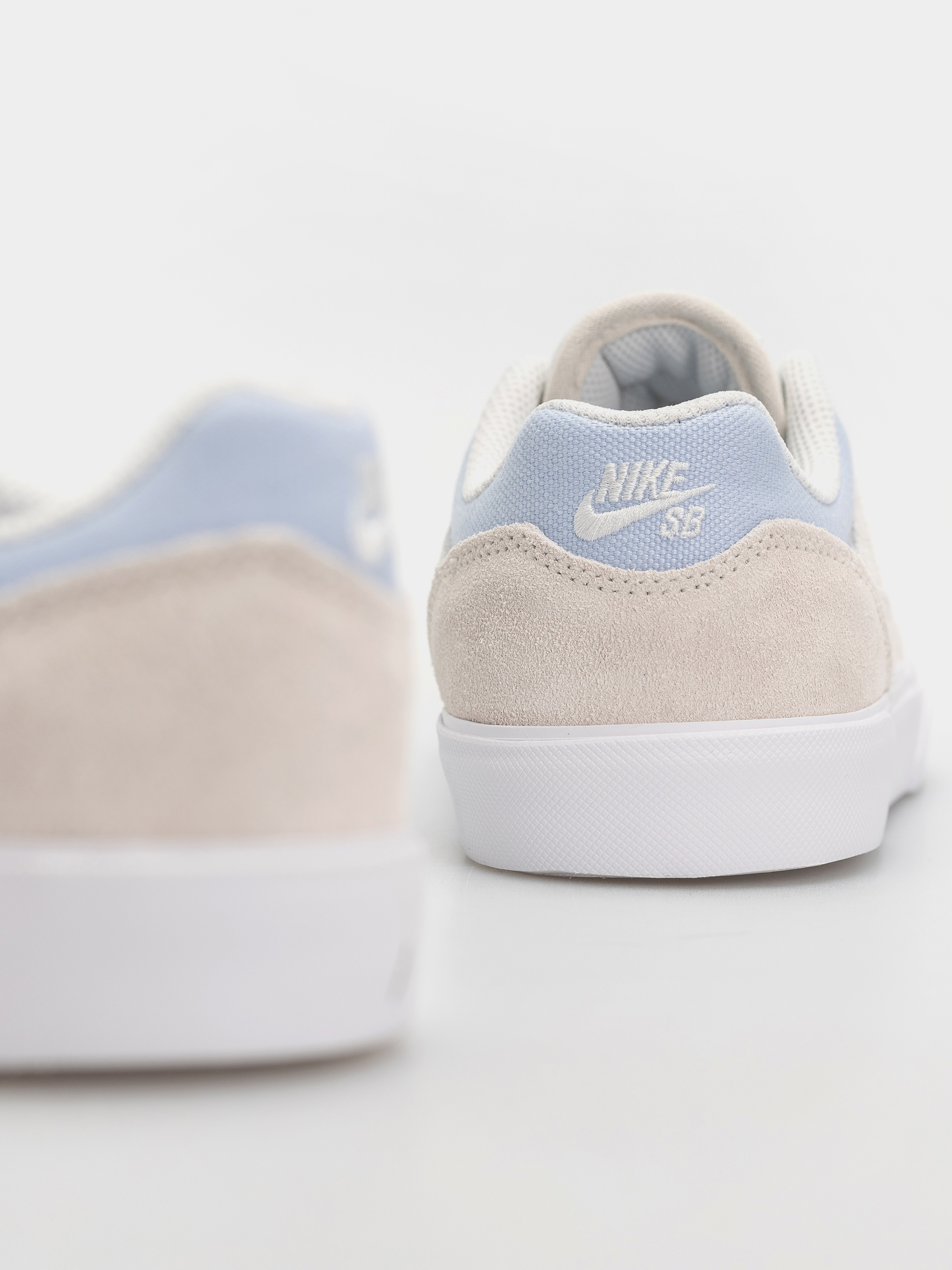 Обувки Nike SB Malor (phantom/hydrogen blue/summit white/white)