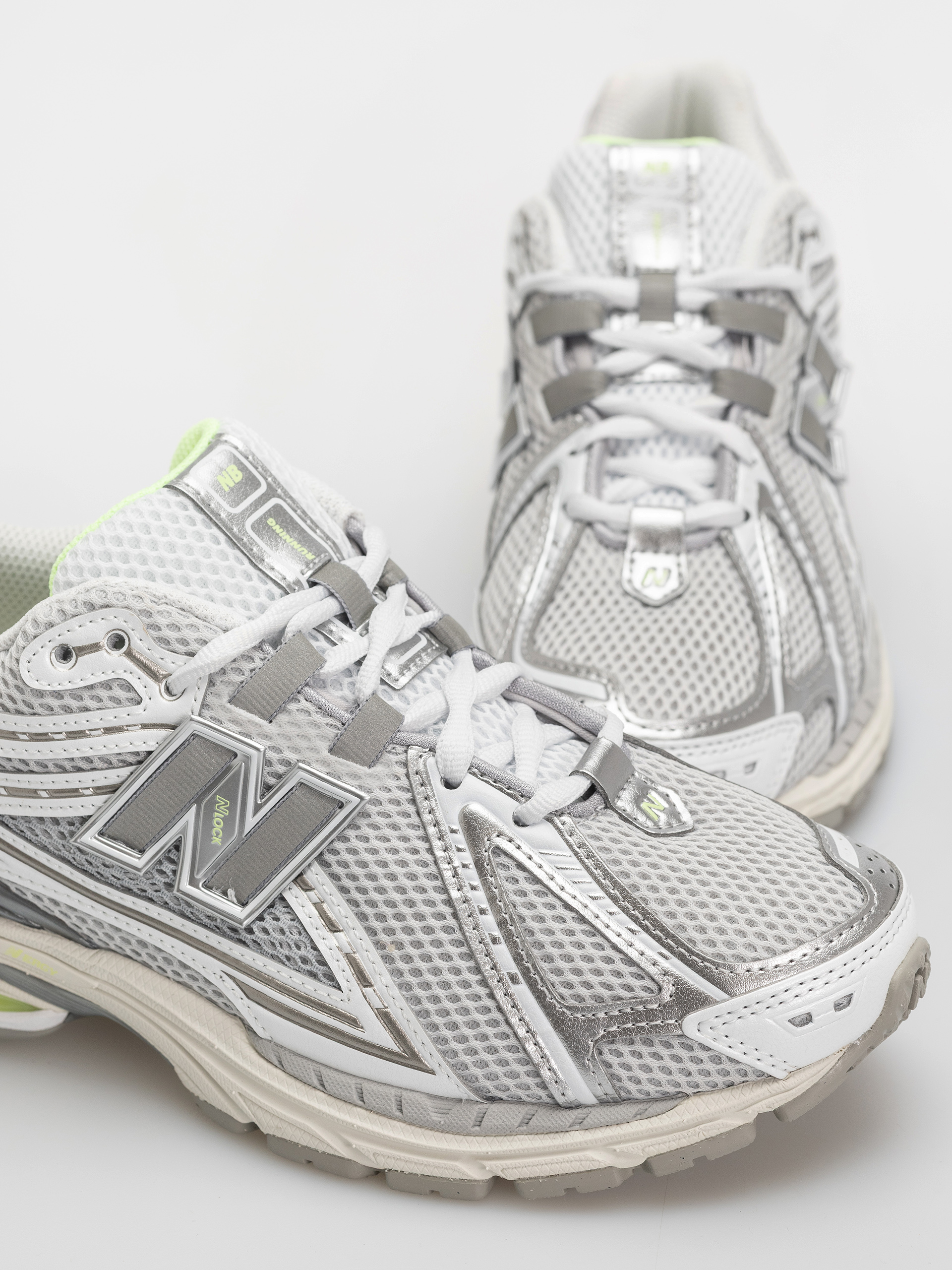 Обувки New Balance 1906 (grey matter/afterglow)