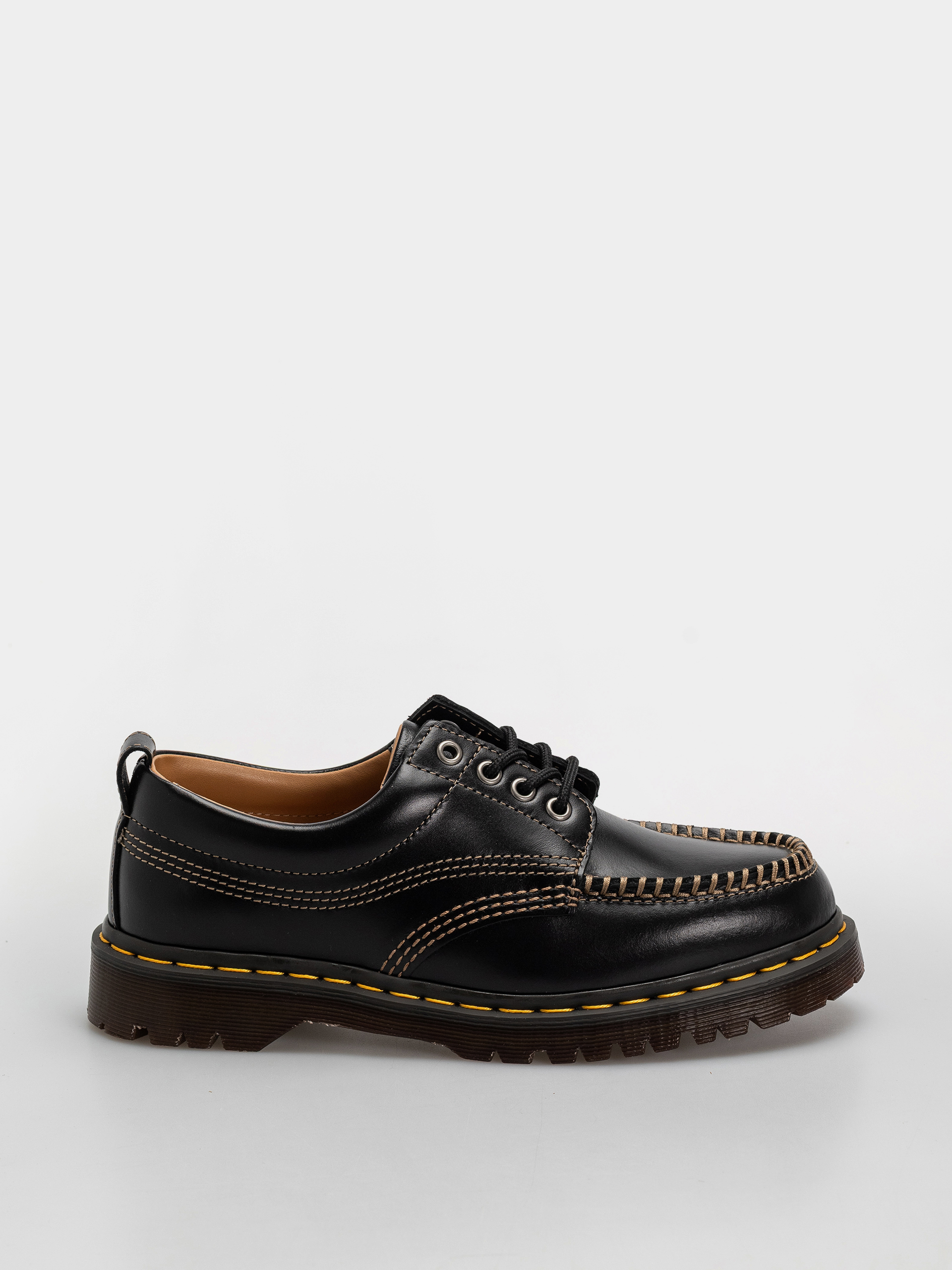 u041eu0431u0443u0432u043au0438 Dr. Martens Lowell (black analine)