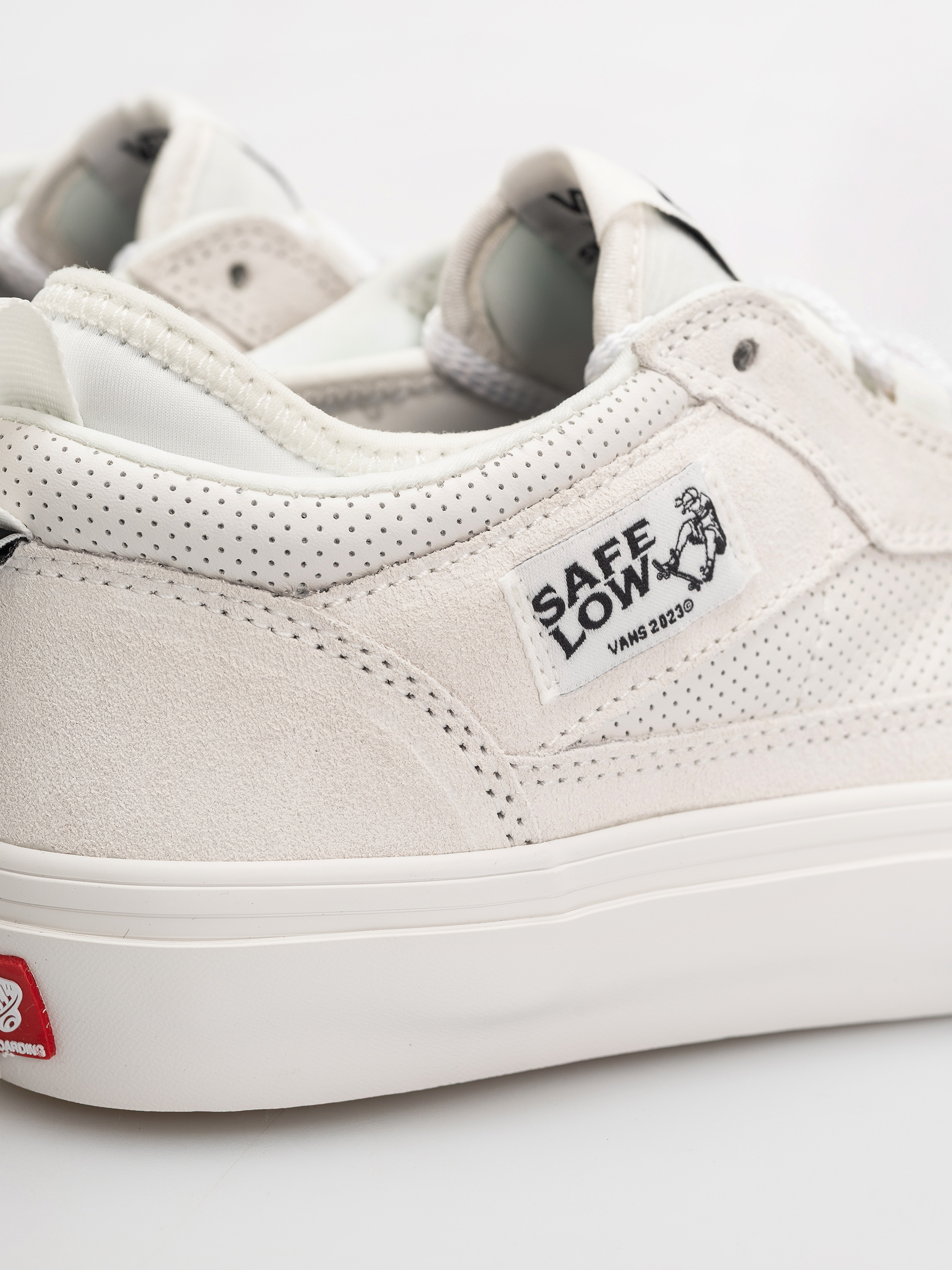 Обувки Vans Skate Safe Low (blanc de blanc)