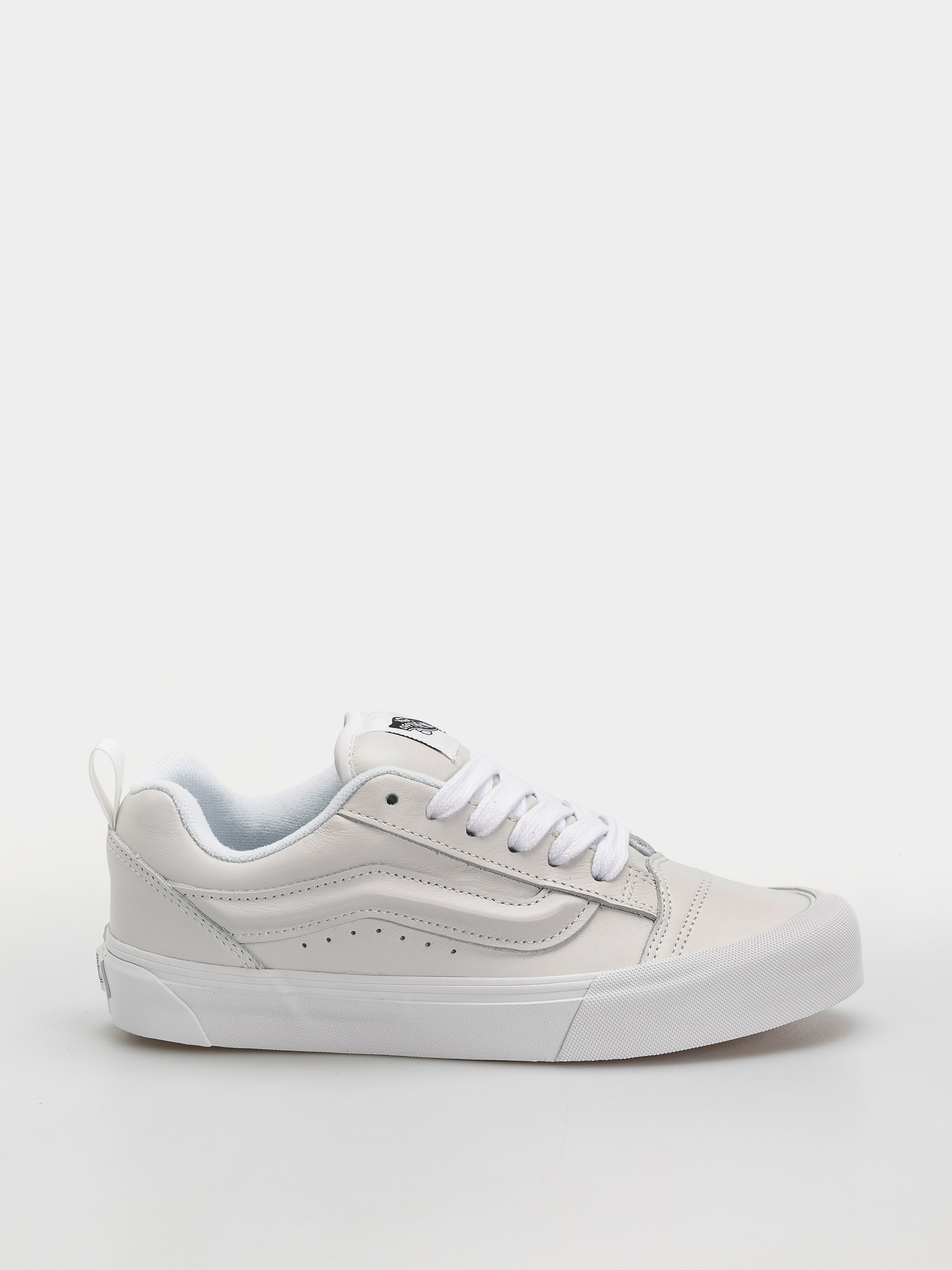 u041eu0431u0443u0432u043au0438 Vans Knu Skool (true white/true)