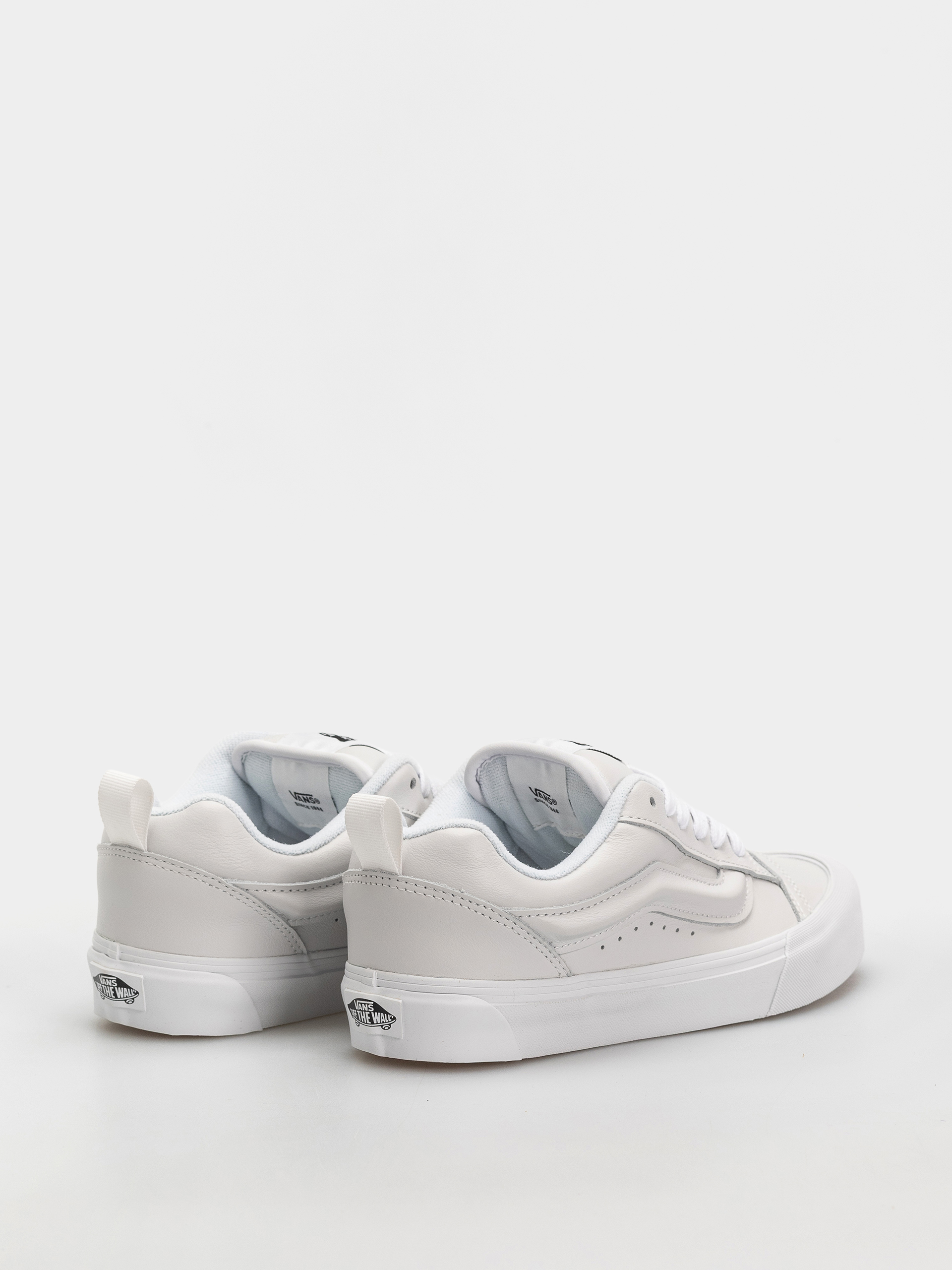 Обувки Vans Knu Skool (true white/true)