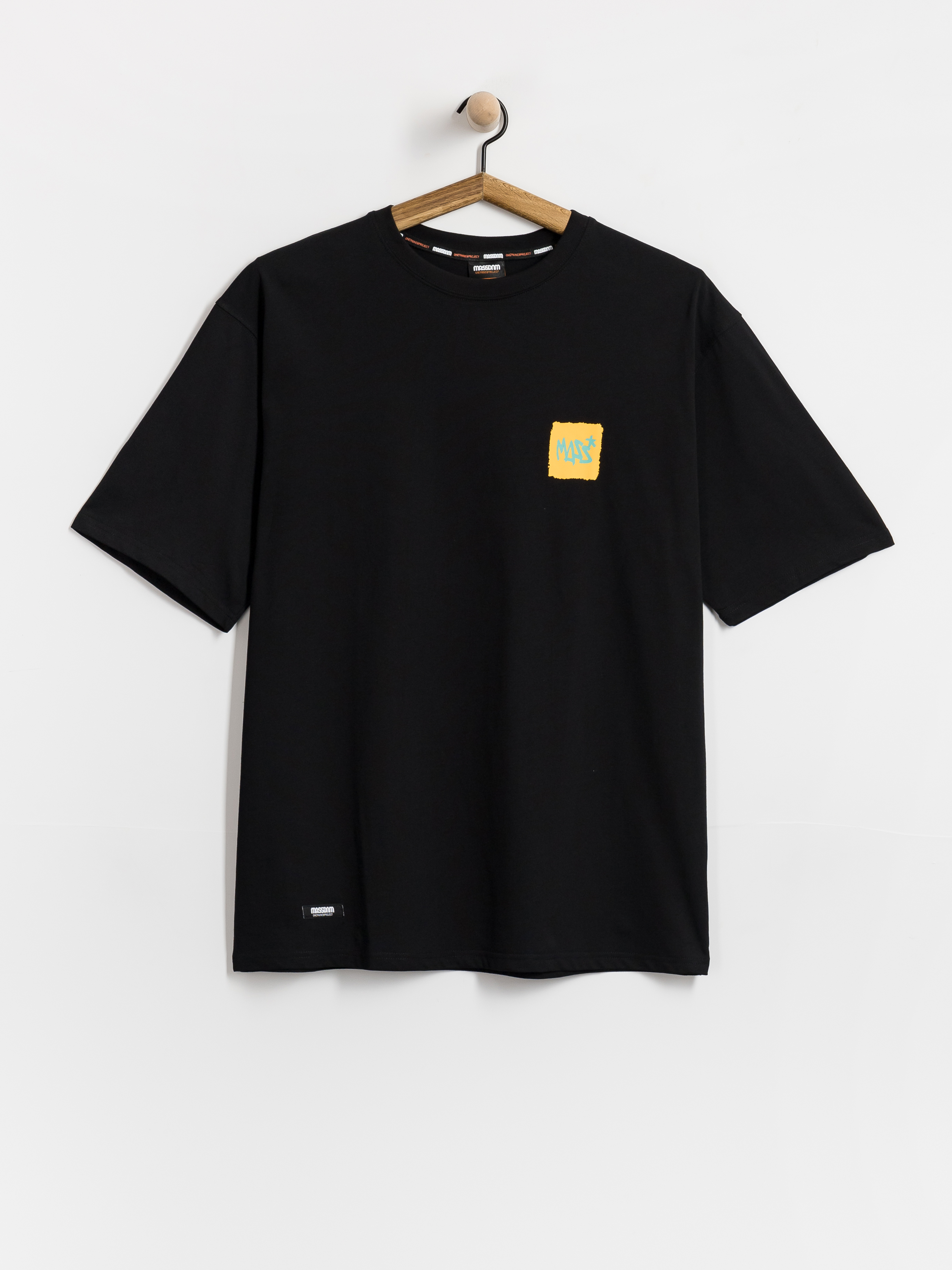 Тениска MassDnm Permanent Vacations (black)