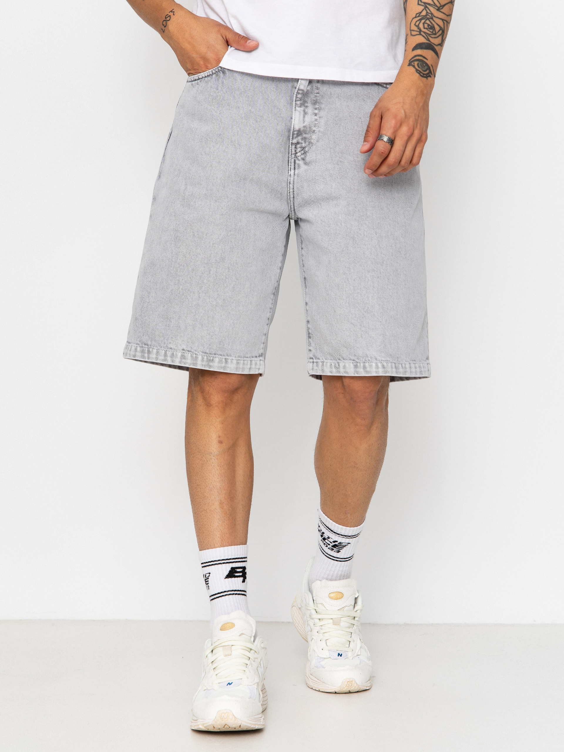 Къси панталони Carhartt WIP Landon (black chalk wash)