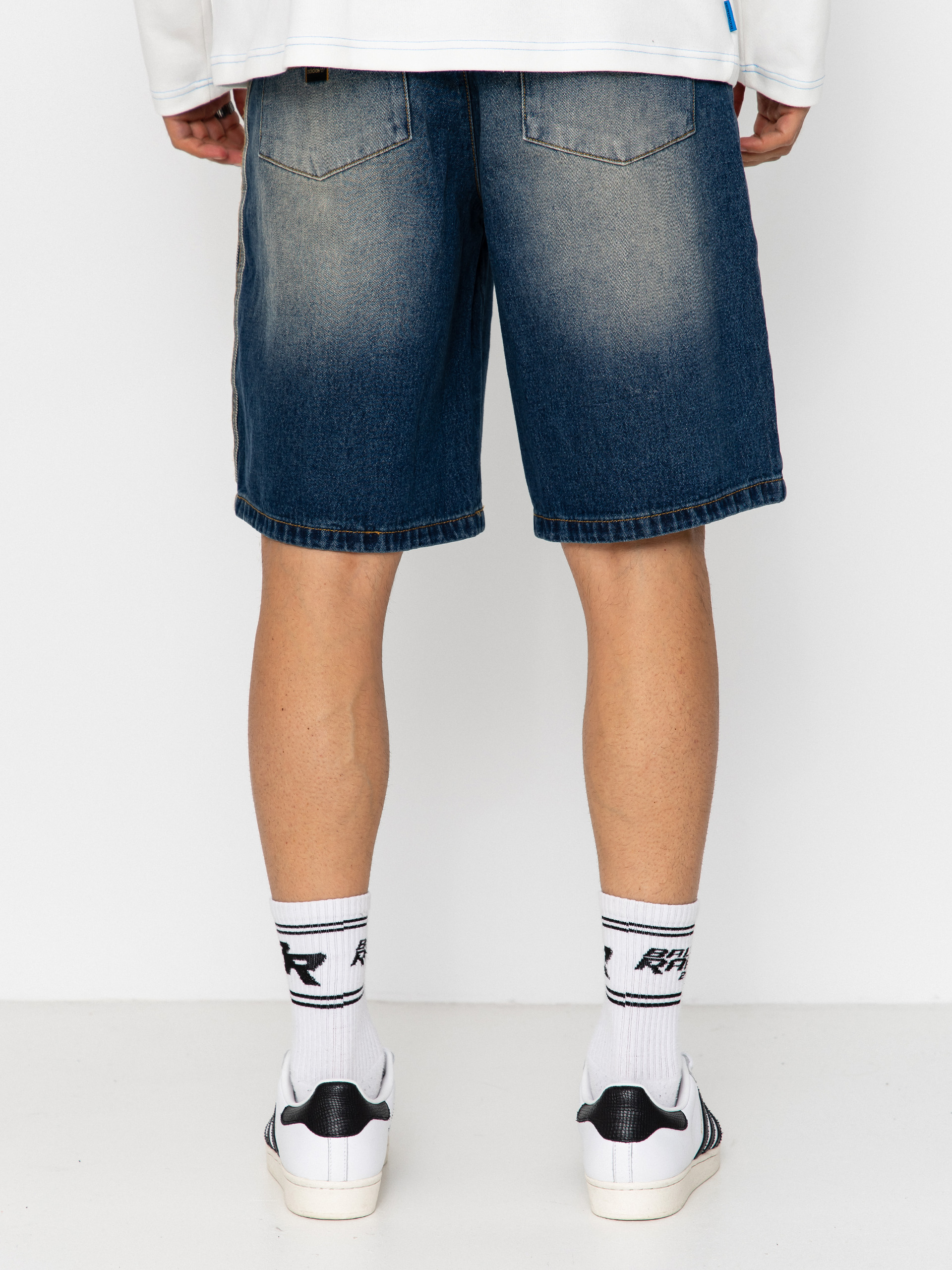 Къси панталони adidas Tyshawn Wd (inddnm)