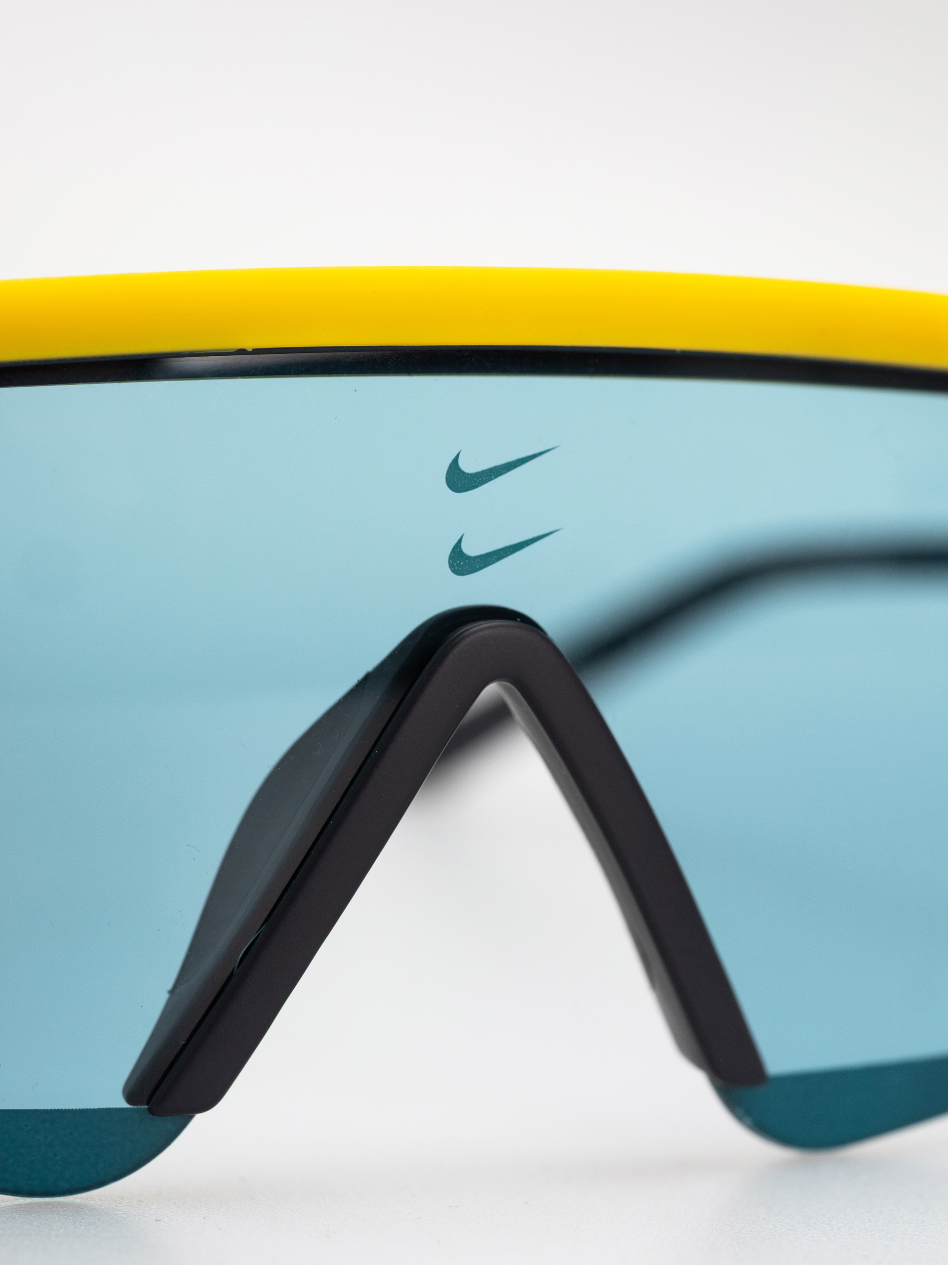 Слънчеви очила Nike SB Marquee (laser orange/teal)