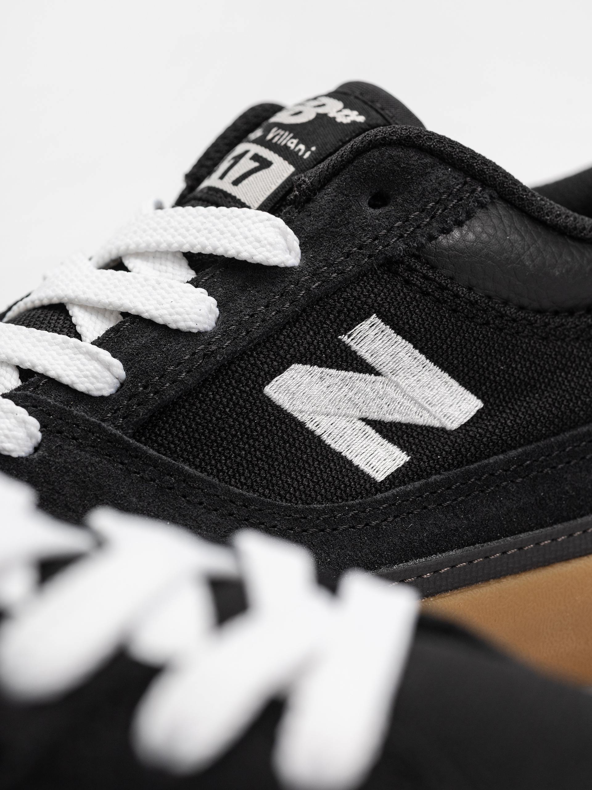 Обувки New Balance 417 (black/103 white)