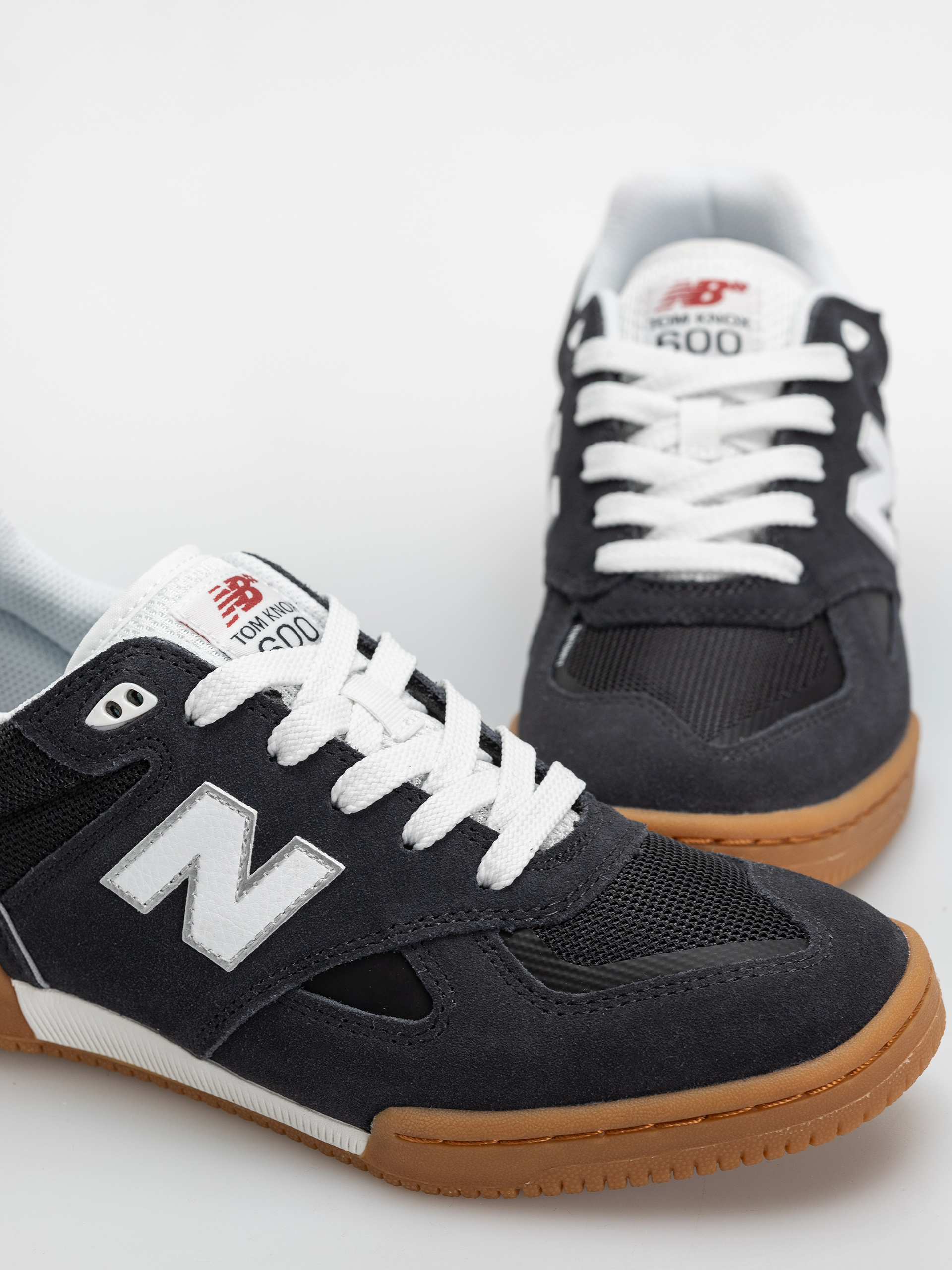 Обувки New Balance 600 (phantom/103 white)