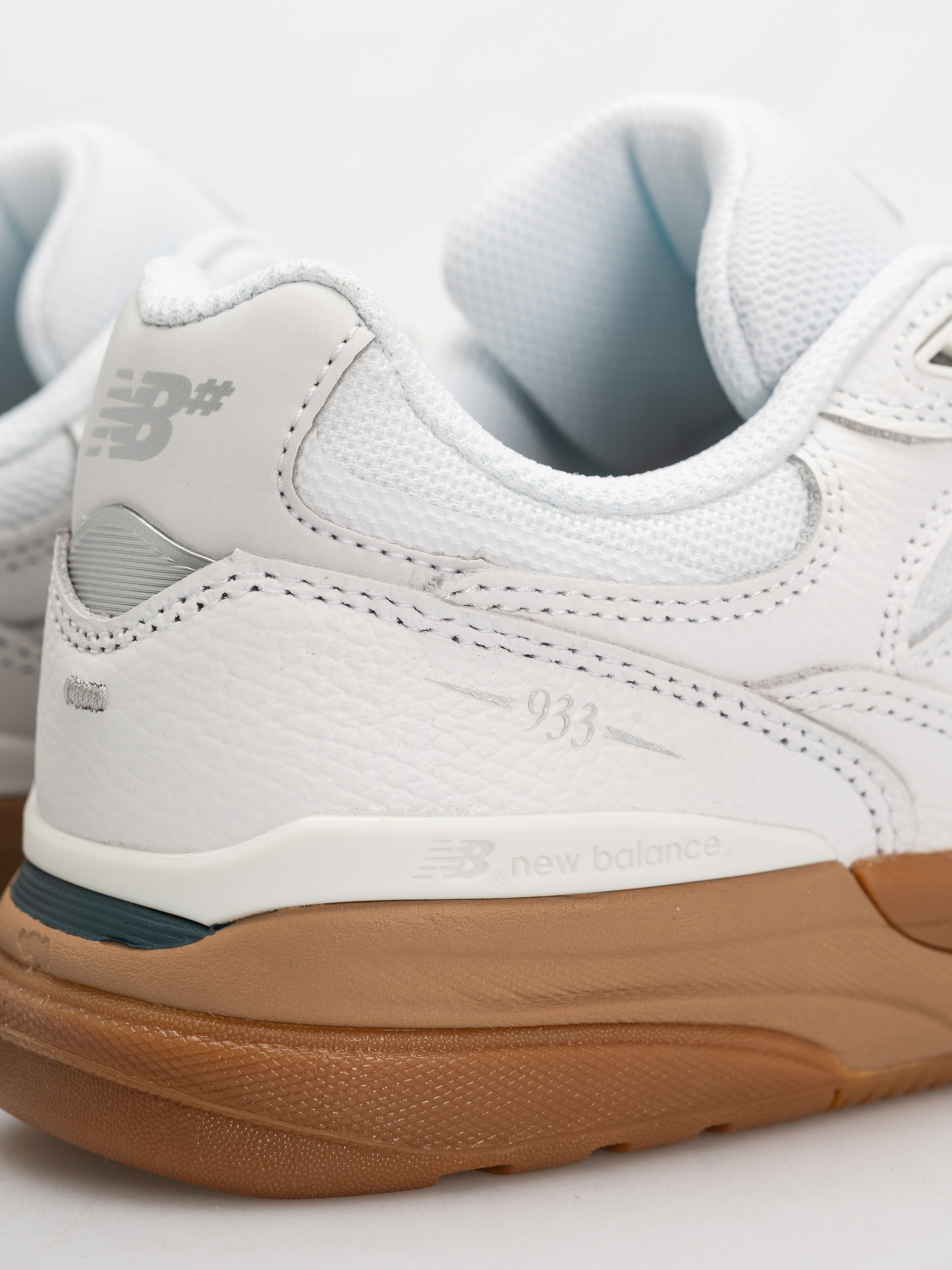 Обувки New Balance 933 (103 white/black)