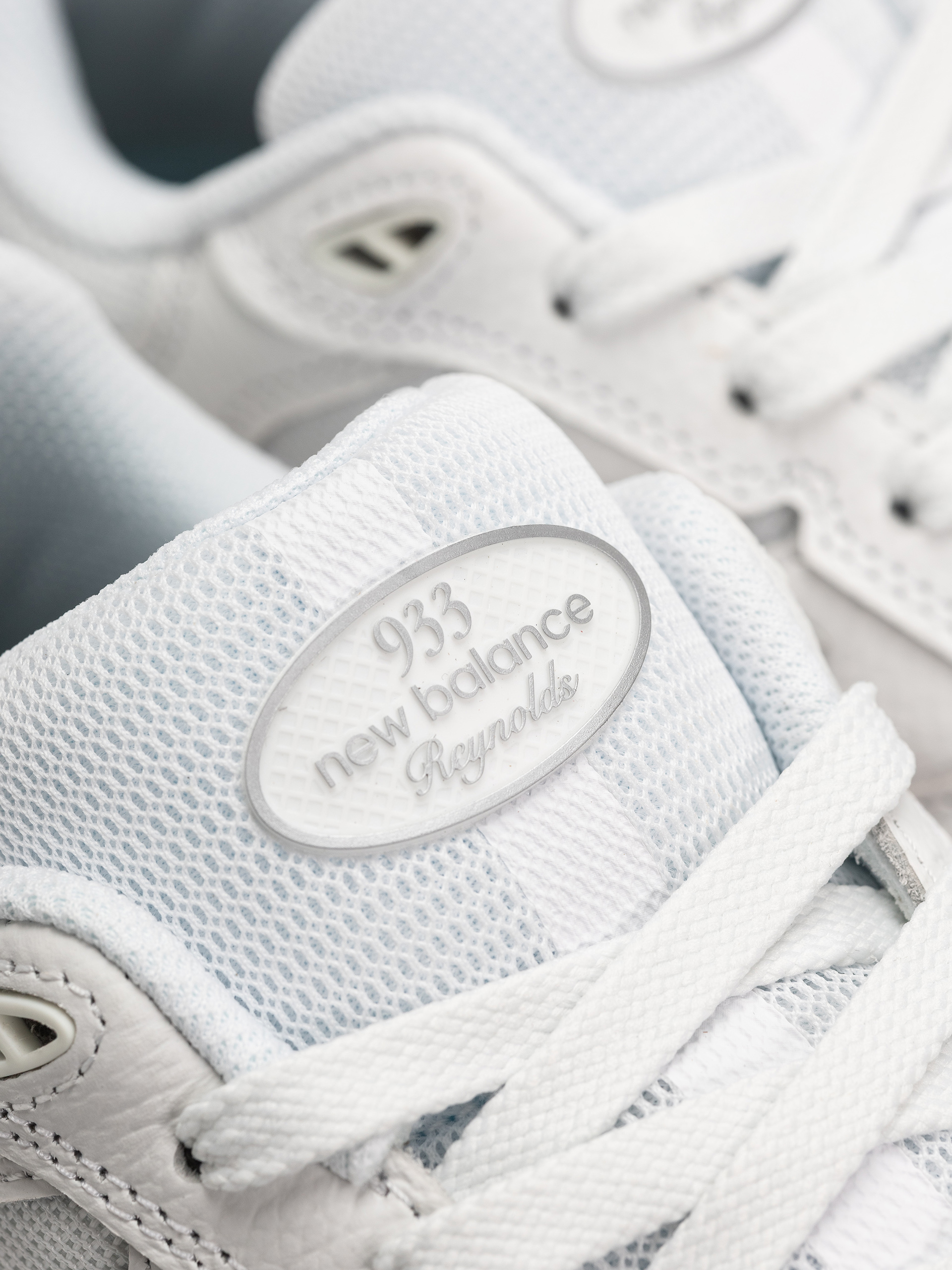 Обувки New Balance 933 (103 white/black)