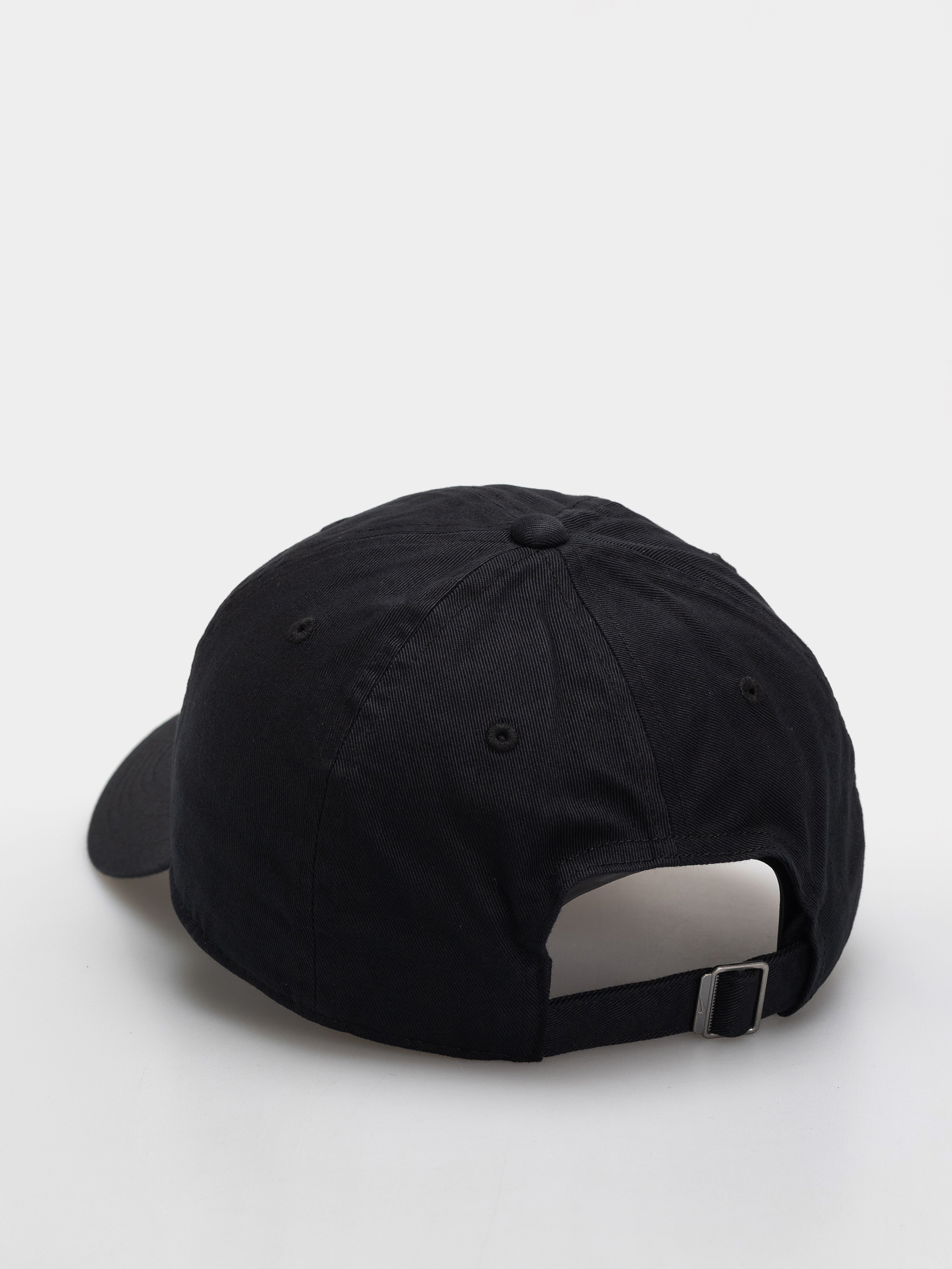 Шапка с козирка Nike SB Club (black/white)