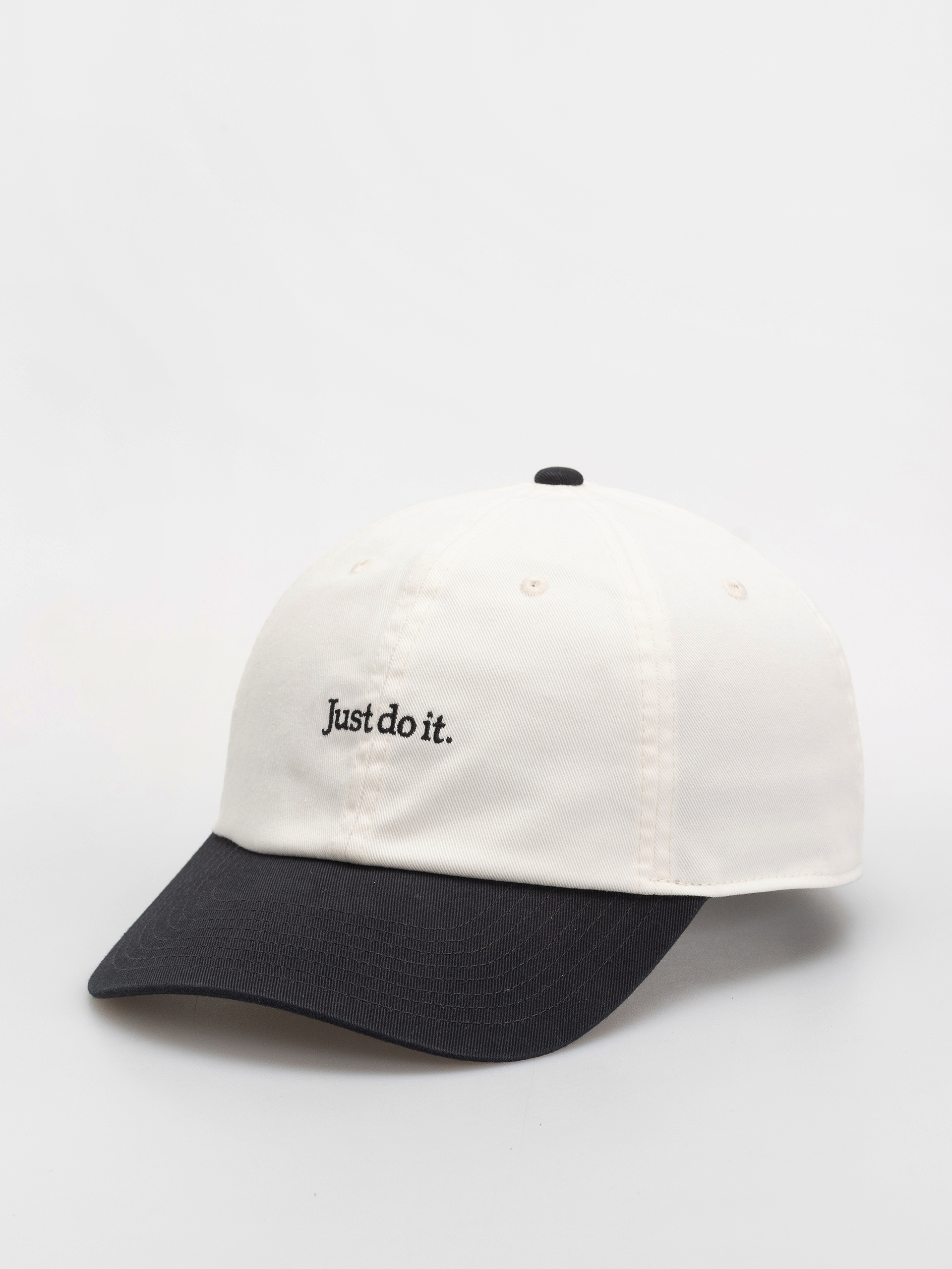 Шапка с козирка Nike SB Club Just Do It