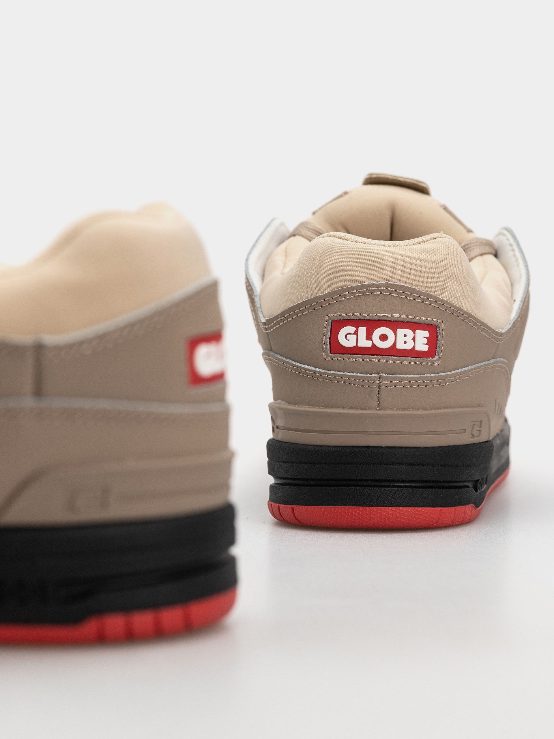 Обувки Globe Fusion (khaki/red)