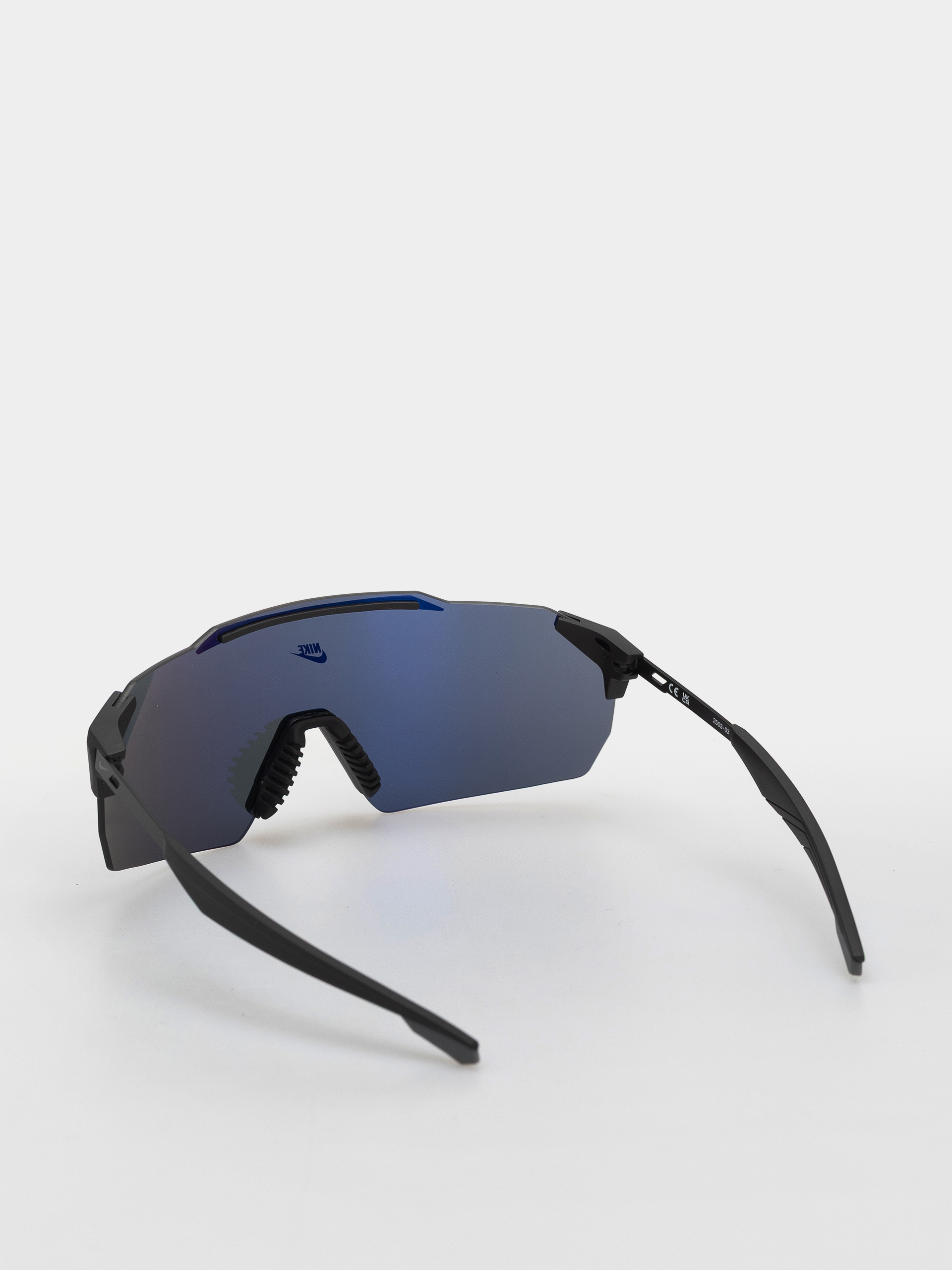 Слънчеви очила Nike Limitless Shield (matte black/grey)