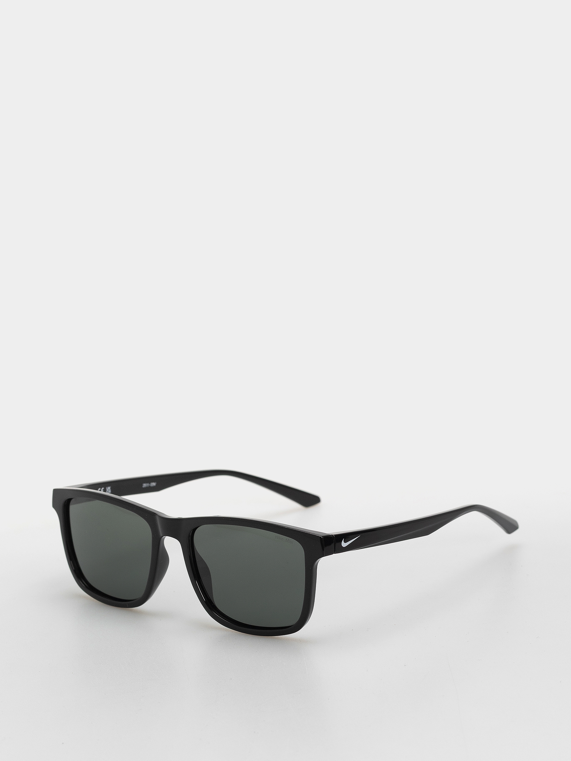 Слънчеви очила Nike Vital Core P (black/polar green)