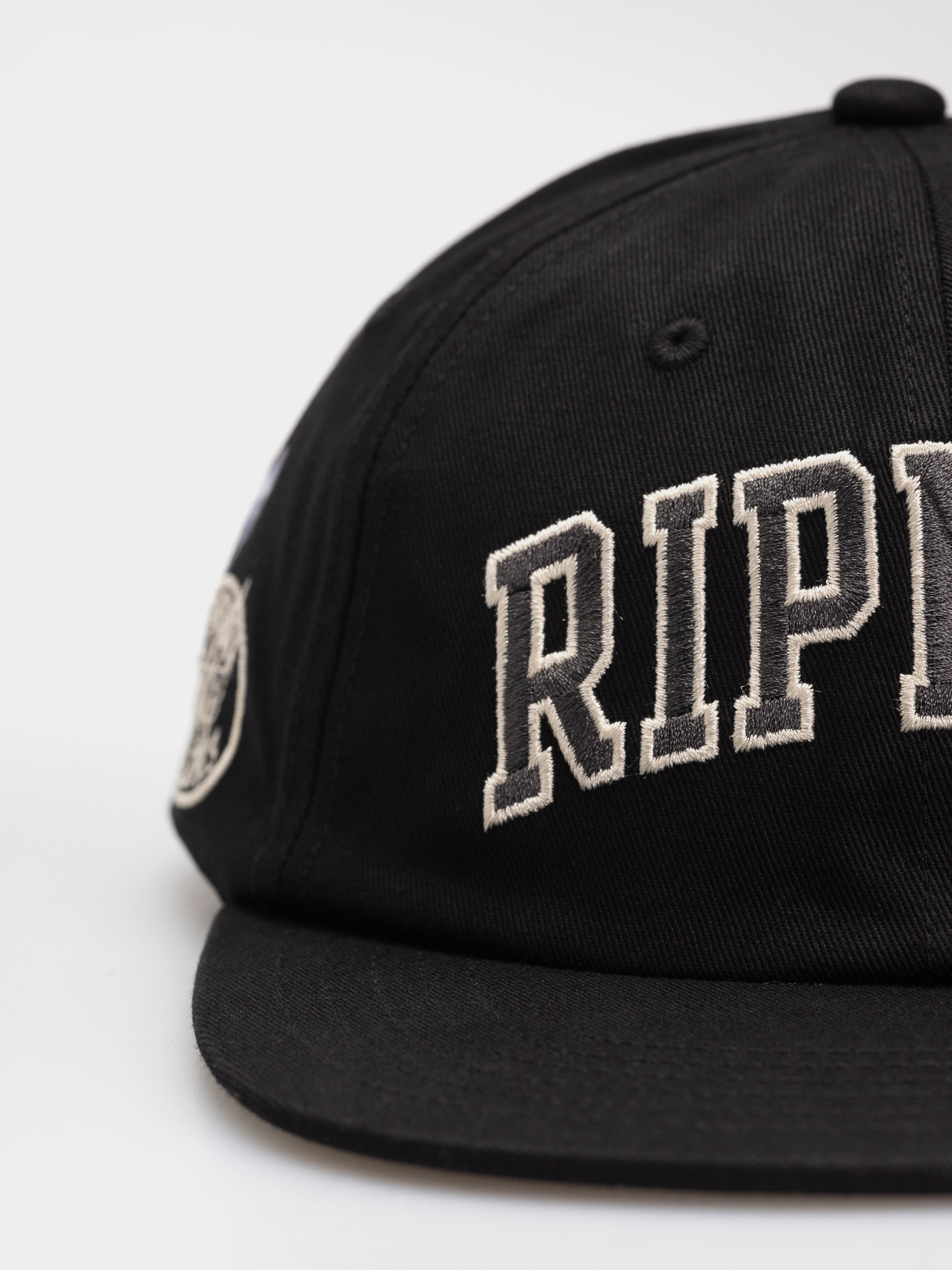 Шапка с козирка RipNDip Team Spirit Snapback (black)
