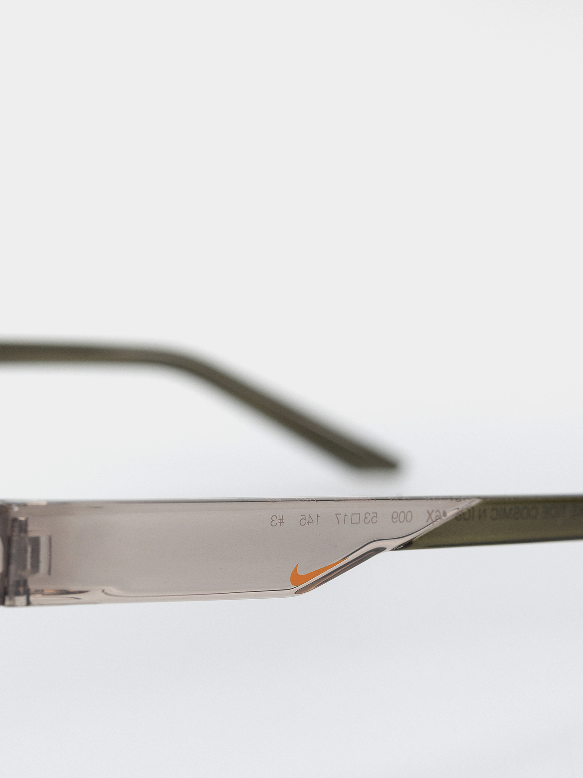 Слънчеви очила Nike Tide Cosmic (college grey/green)
