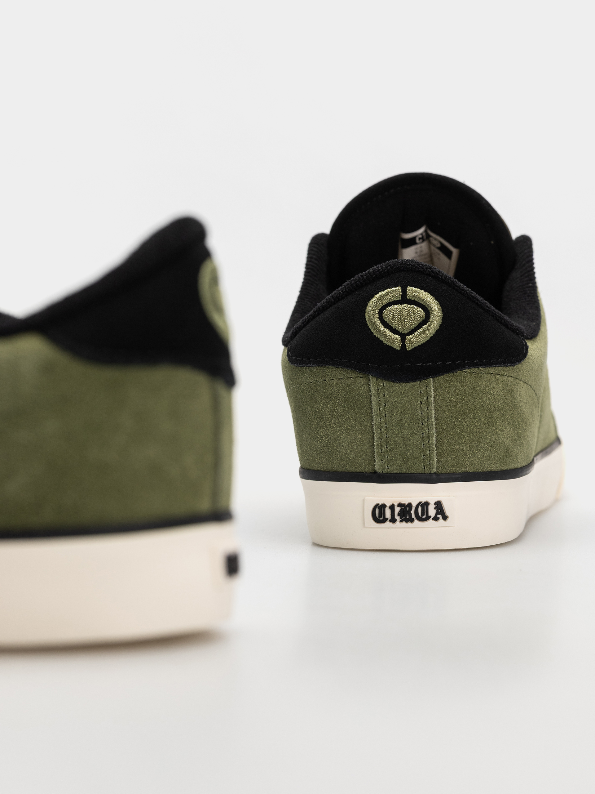 Обувки Circa Al 50 (sage/black/gardenia)