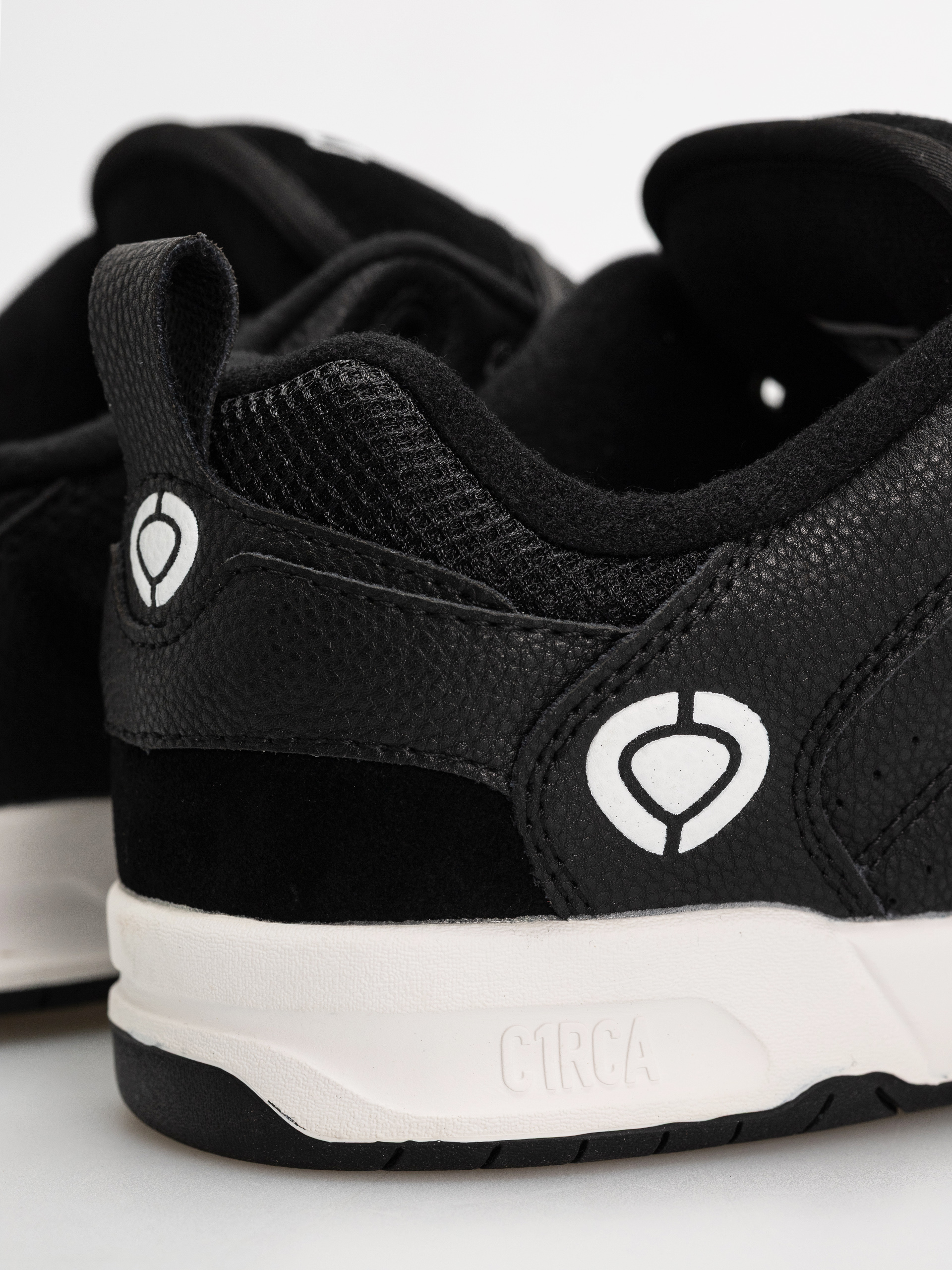 Обувки Circa CX201R (black/black/white)