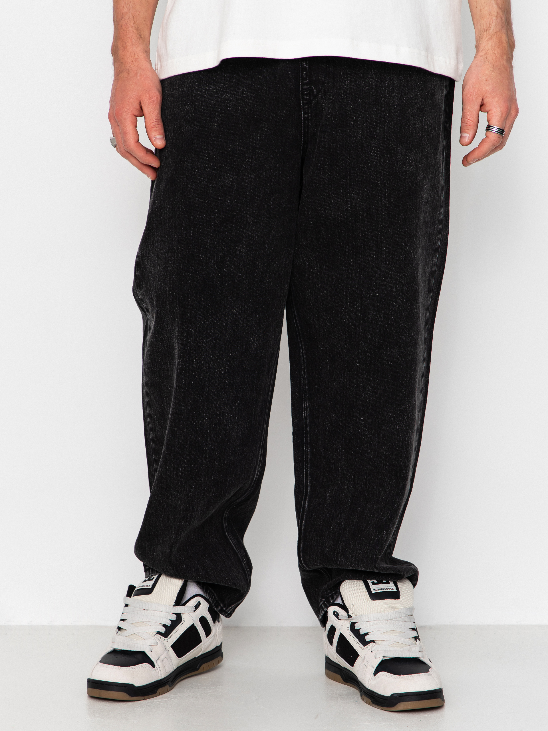 u041fu0430u043du0442u0430u043bu043eu043du0438 Volcom Freazy Loose Ew (blackity black)