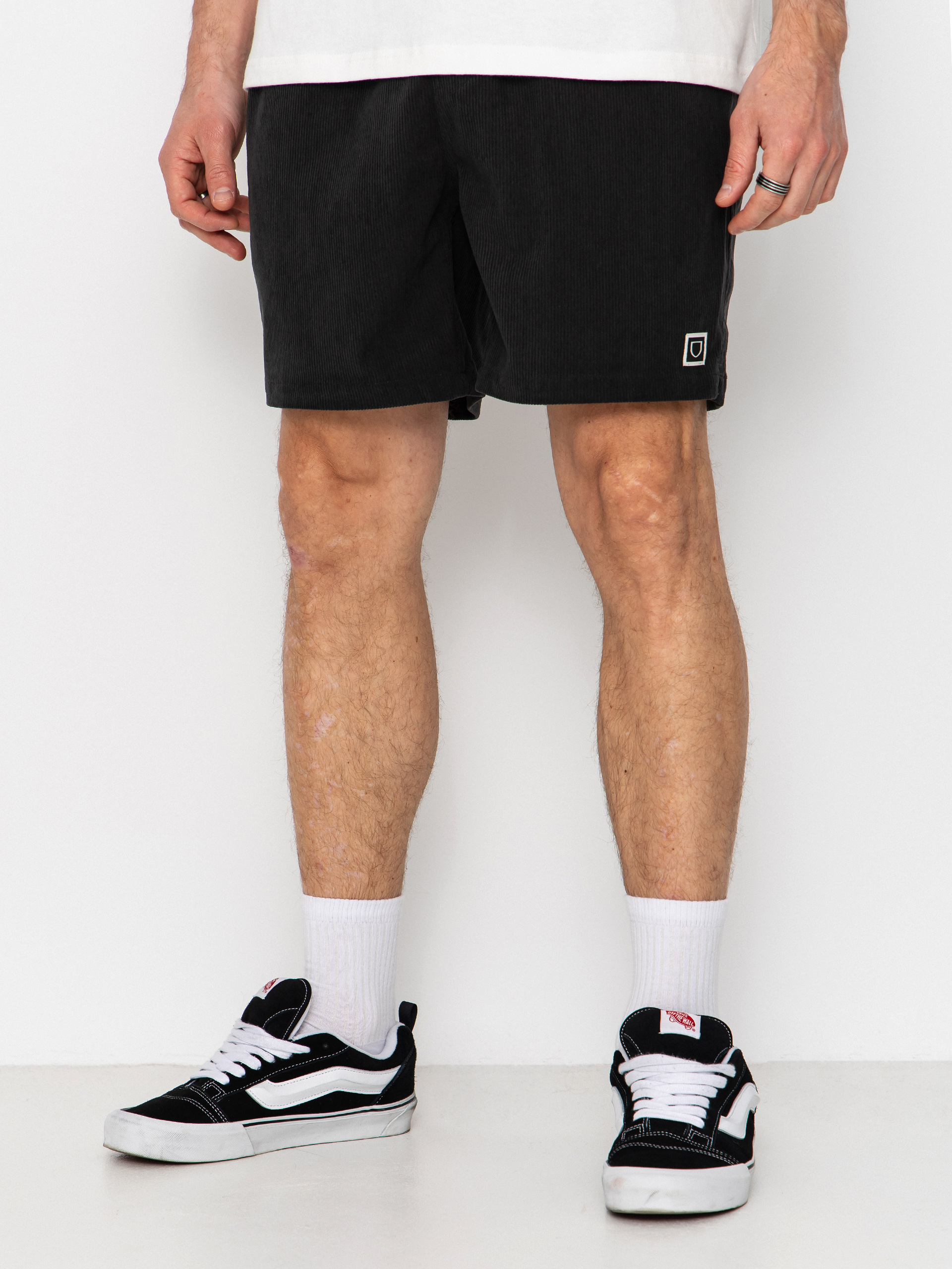 Къси панталони Brixton Everyday Corduroy (vintage black)